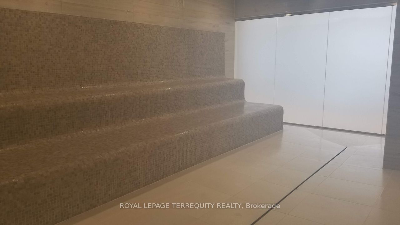 19 Western Battery Road 1511 Property Photo 26