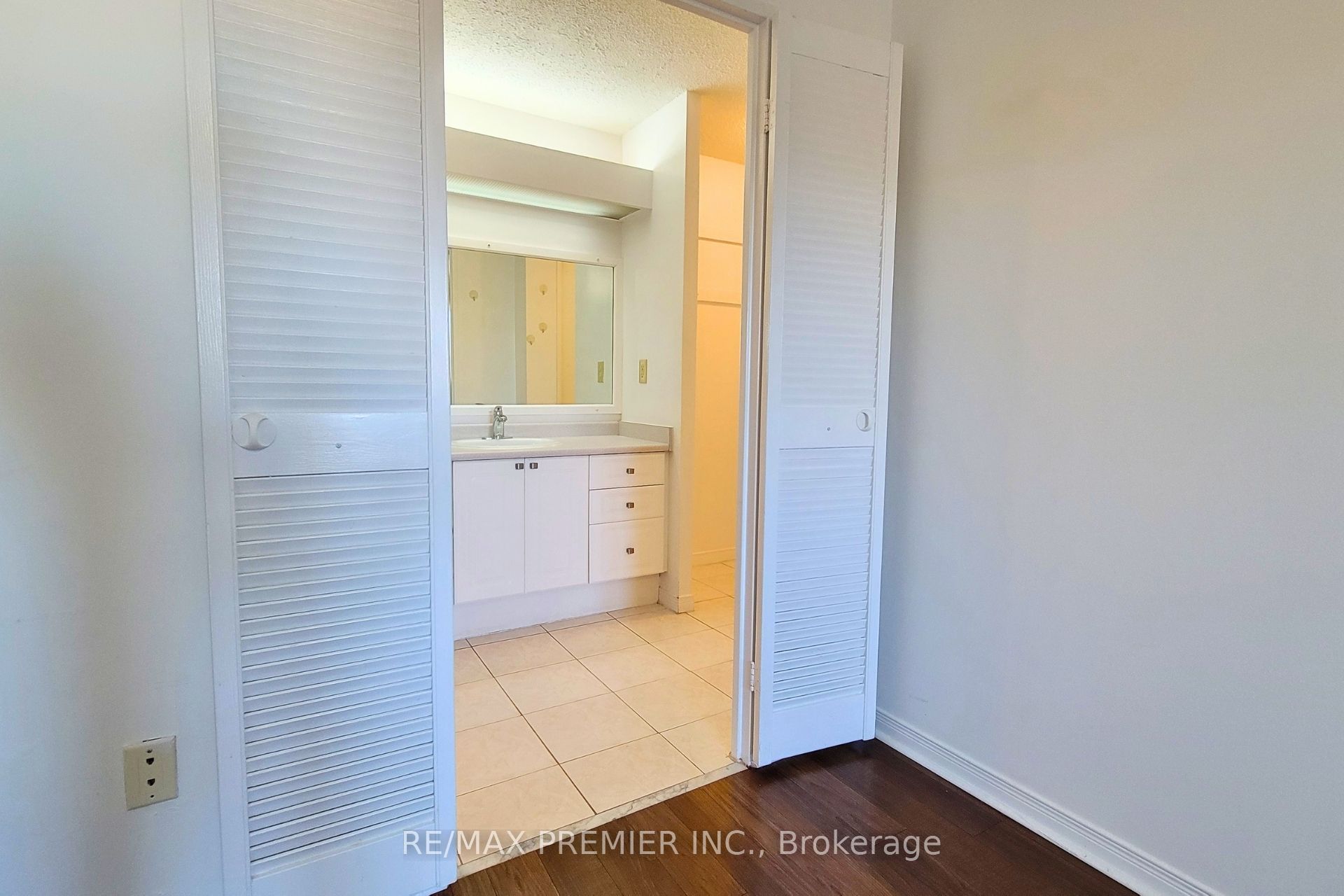 4005 Don Mills Road 345 Property Photo 17