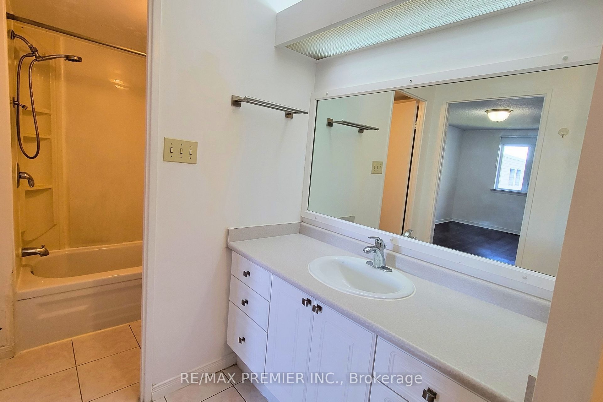 4005 Don Mills Road 345 Property Photo 18