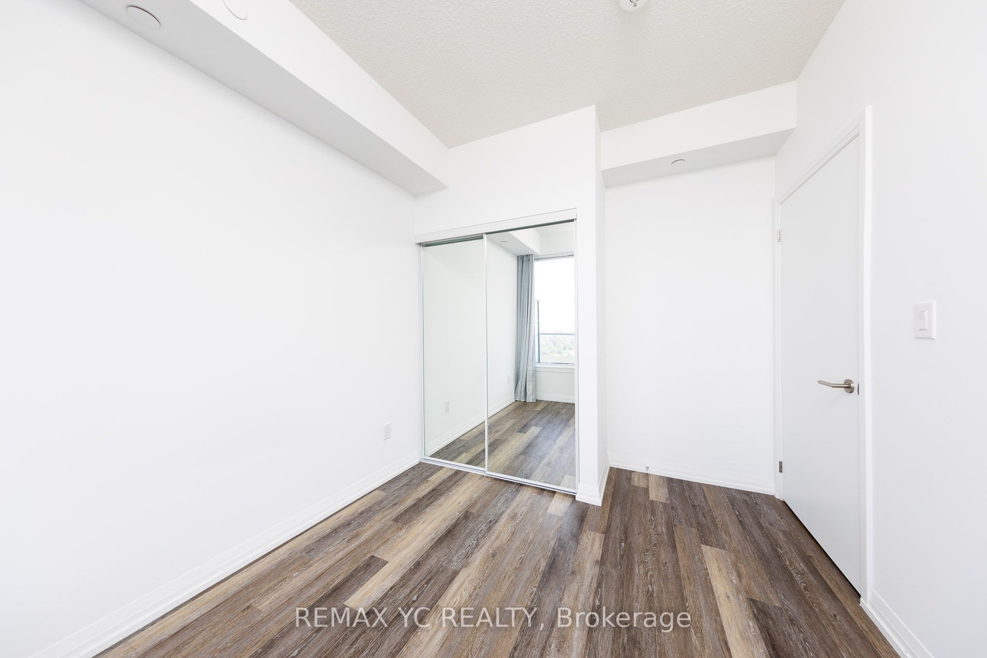 75 Canterbury Place 2110 Property Photo 15