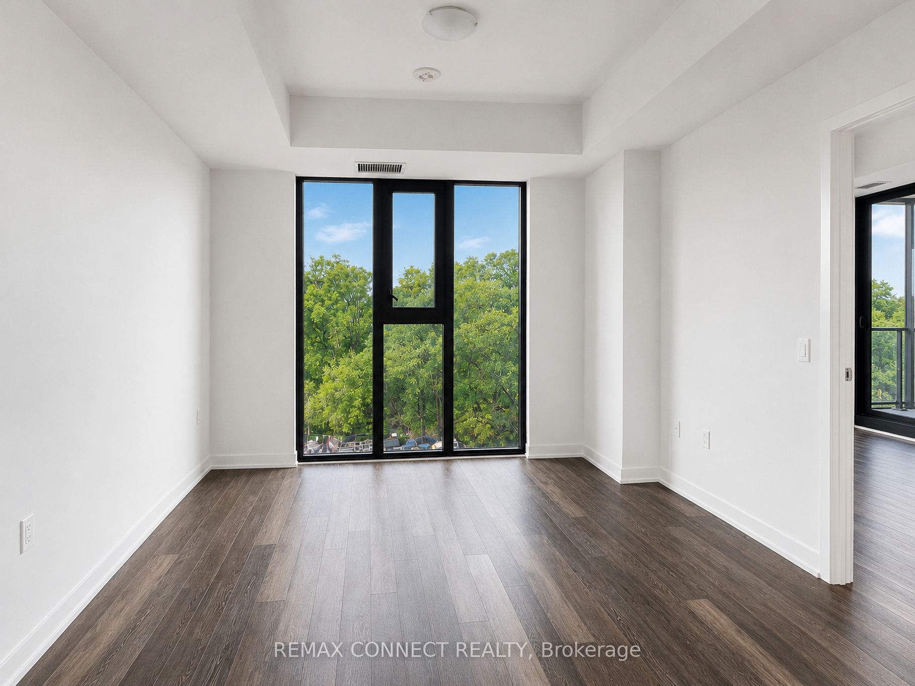 250 Lawrence Avenue W 504 Property Photo 13