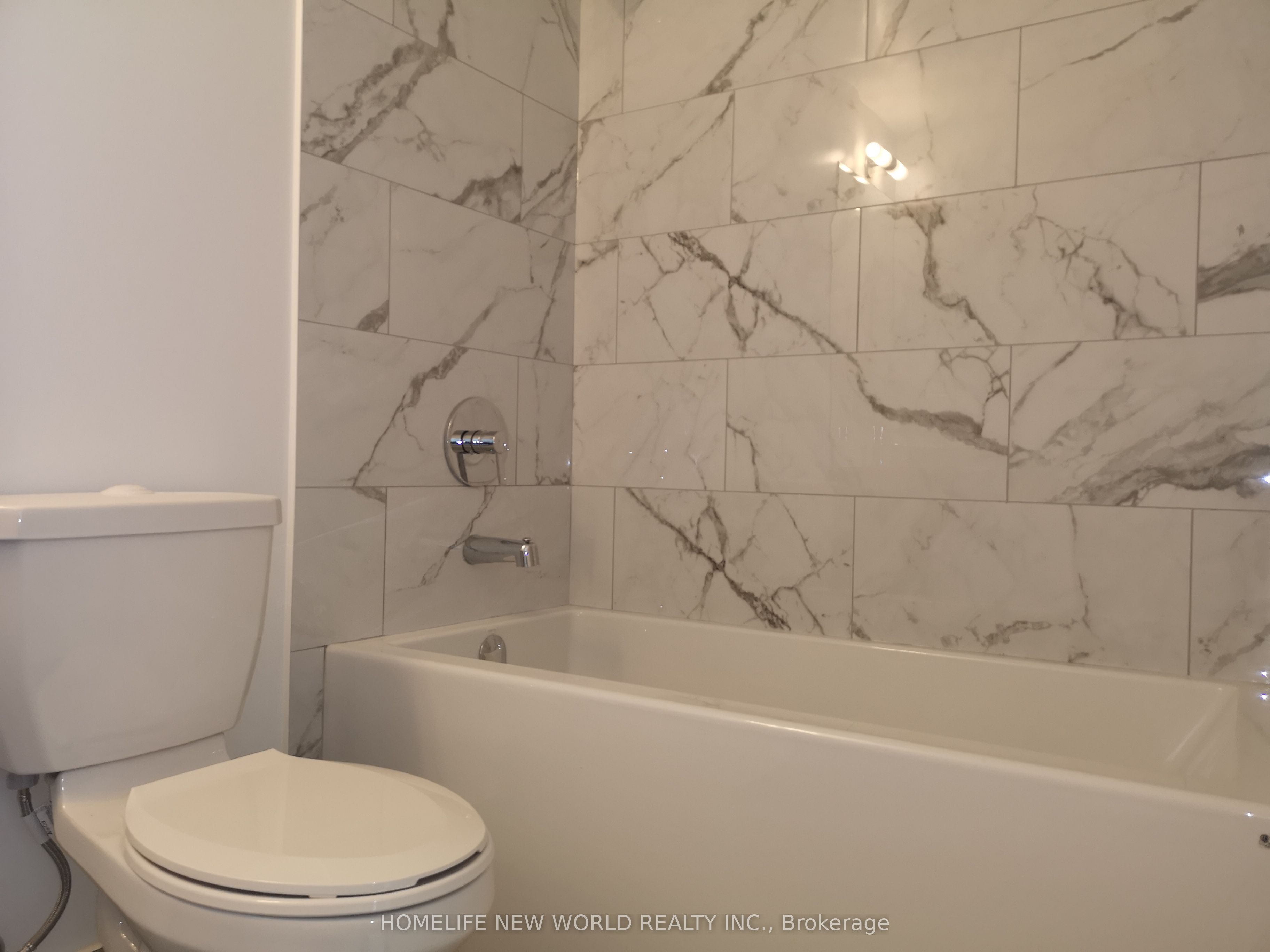 36 Forest Manor Road 105 Property Photo 24