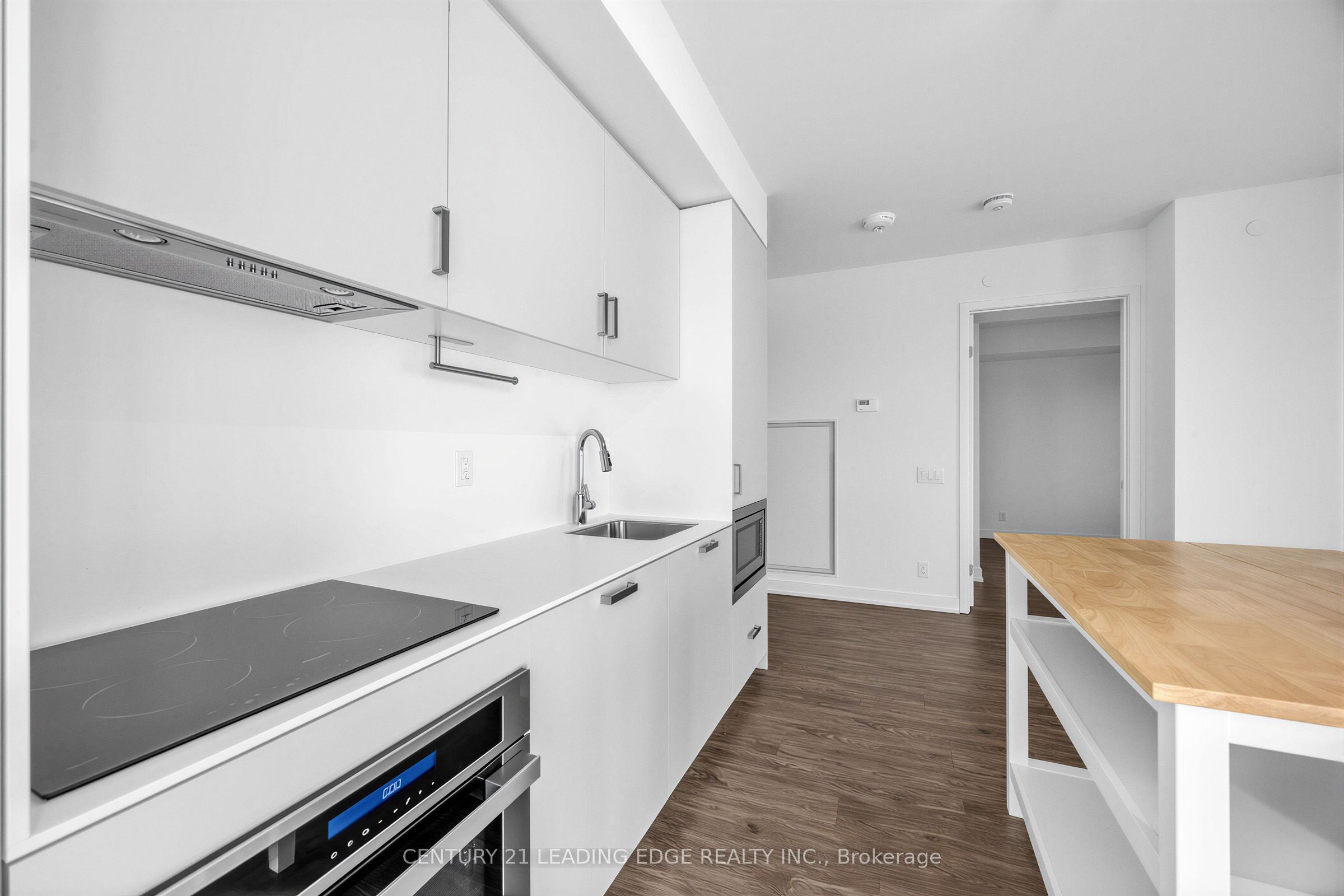 88 Queen Street E 1602 Property Photo 11
