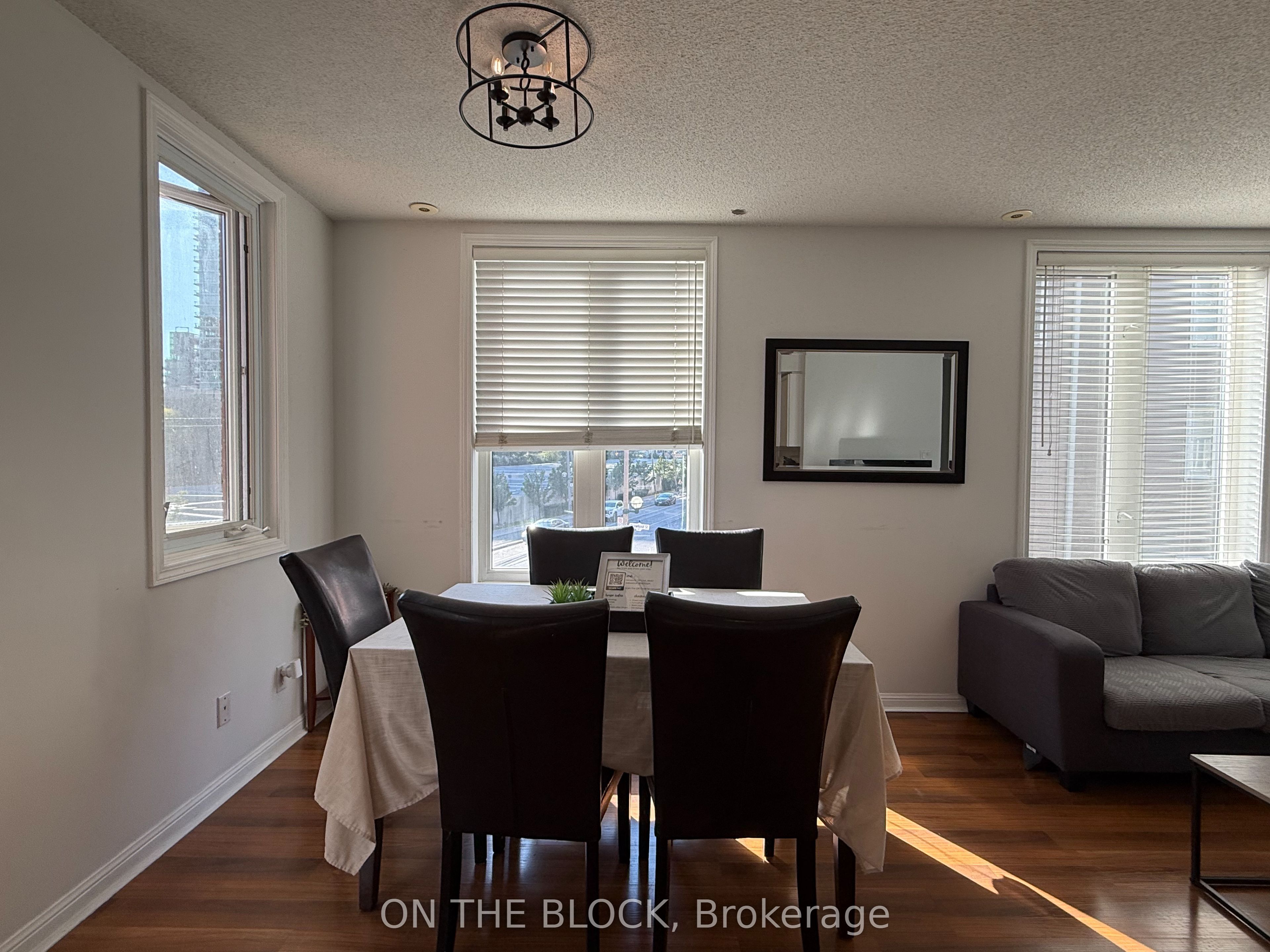 28 Douro Street 223 Property Photo 6