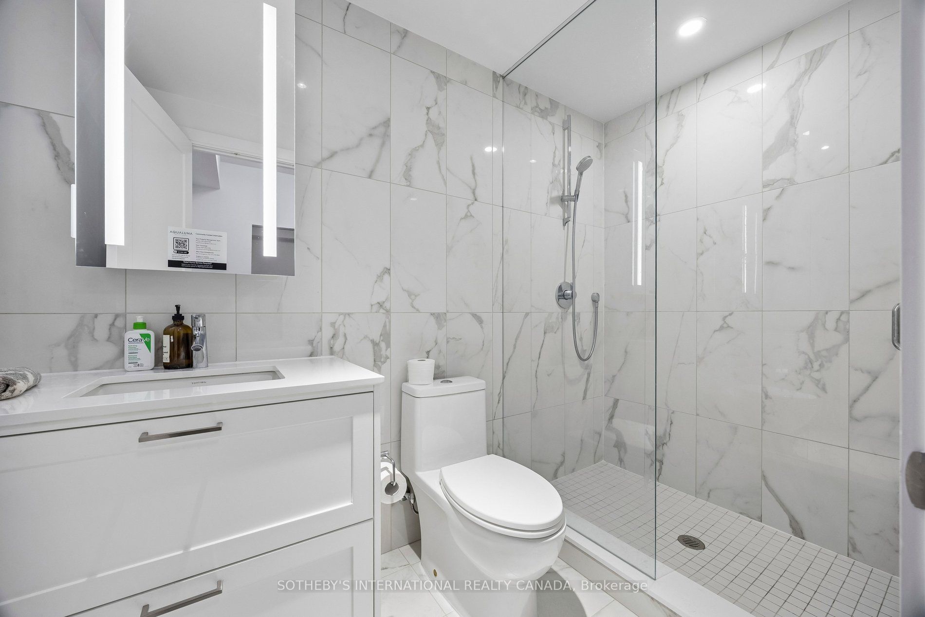 155 Merchants' Wharf 323 Property Photo 22
