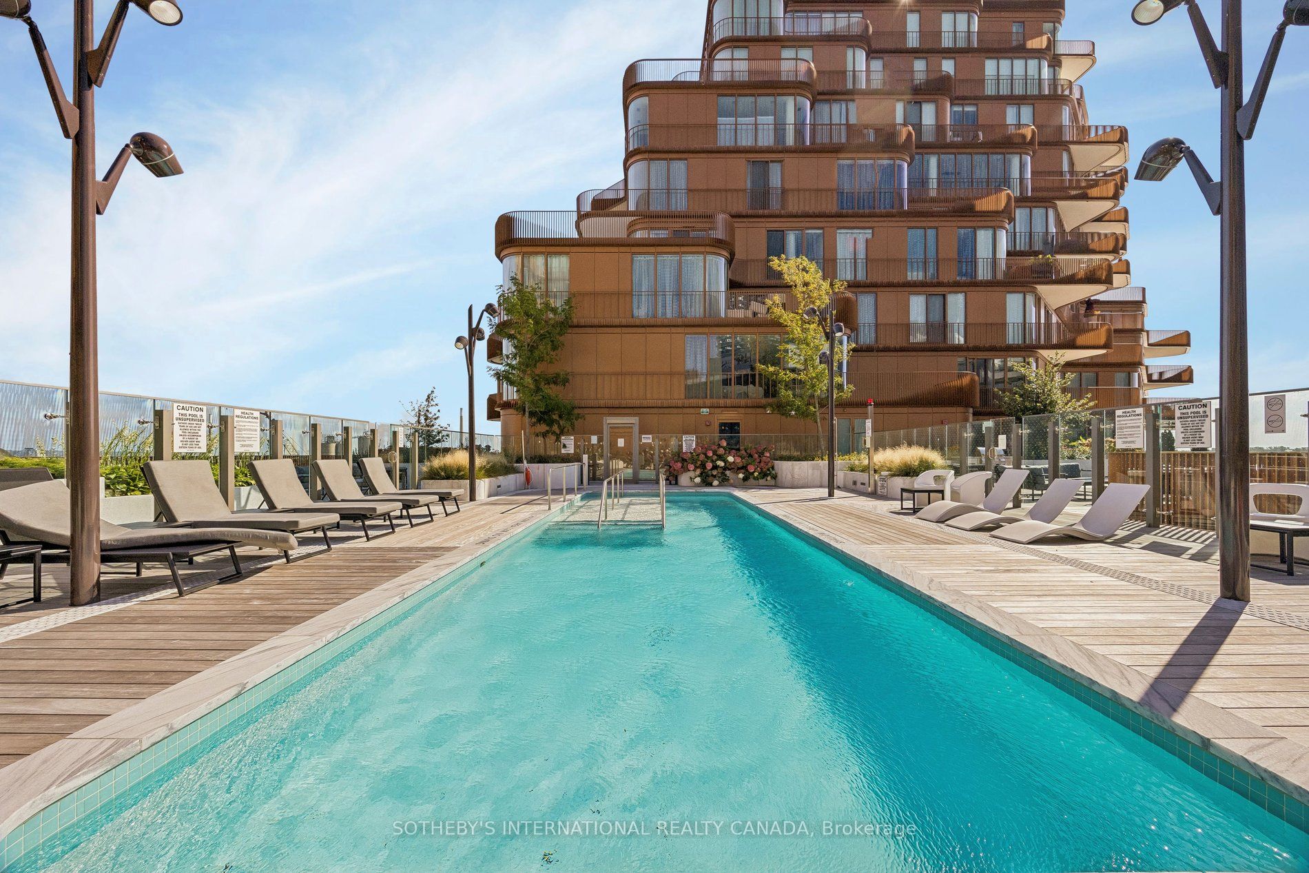 155 Merchants' Wharf 323 Property Photo 32