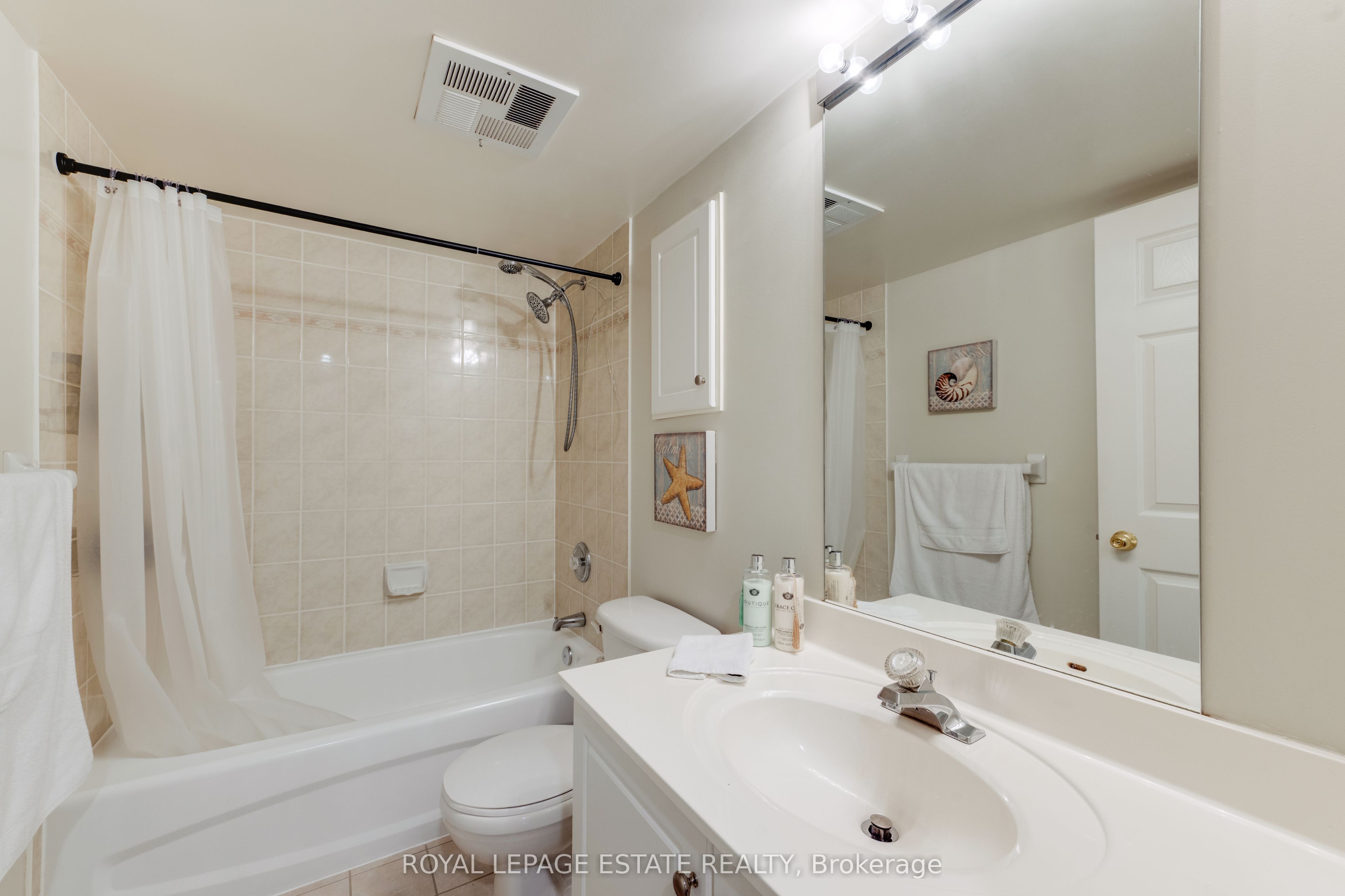 1720 Eglinton Avenue E 623 Property Photo 14