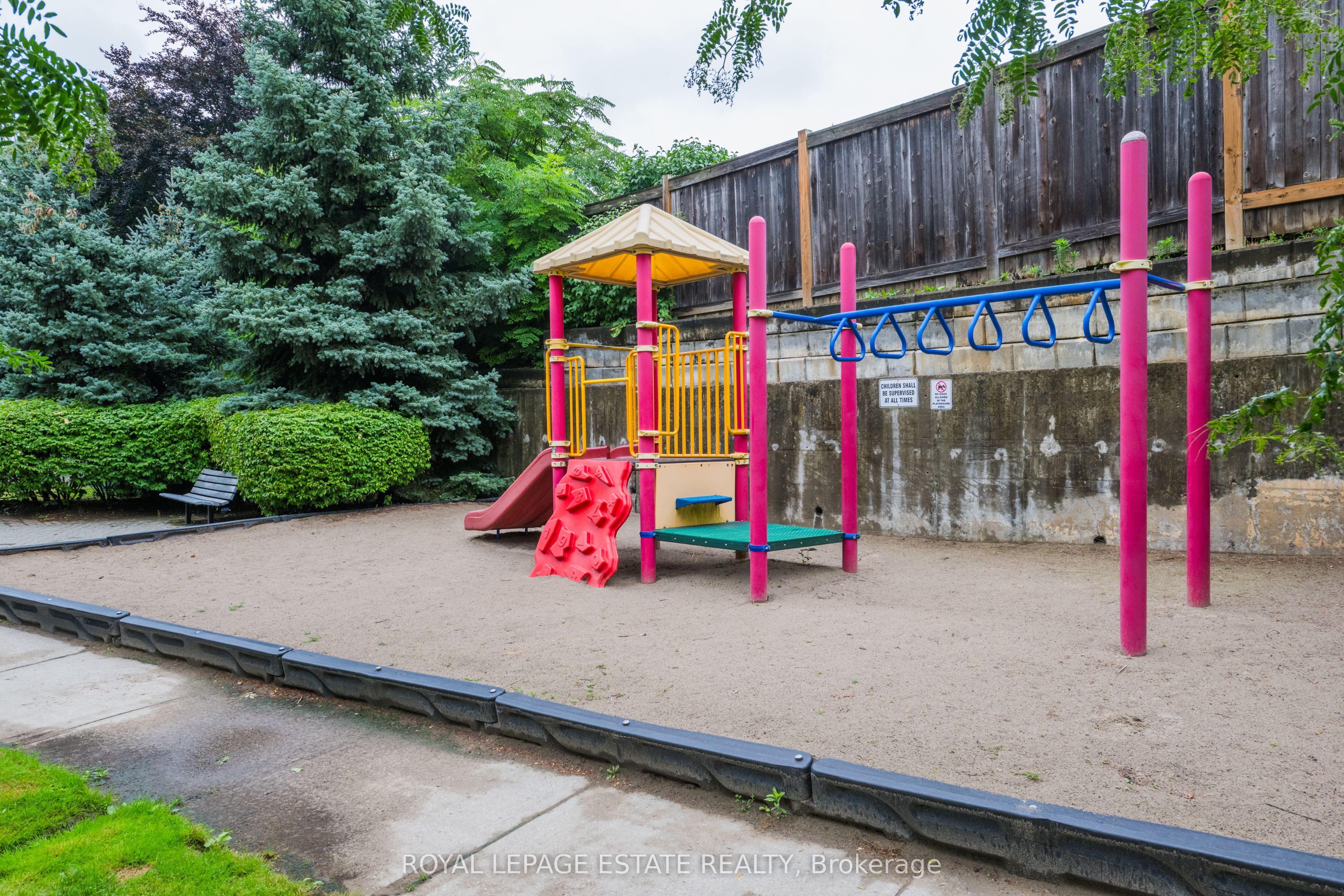 1720 Eglinton Avenue E 623 Property Photo 17