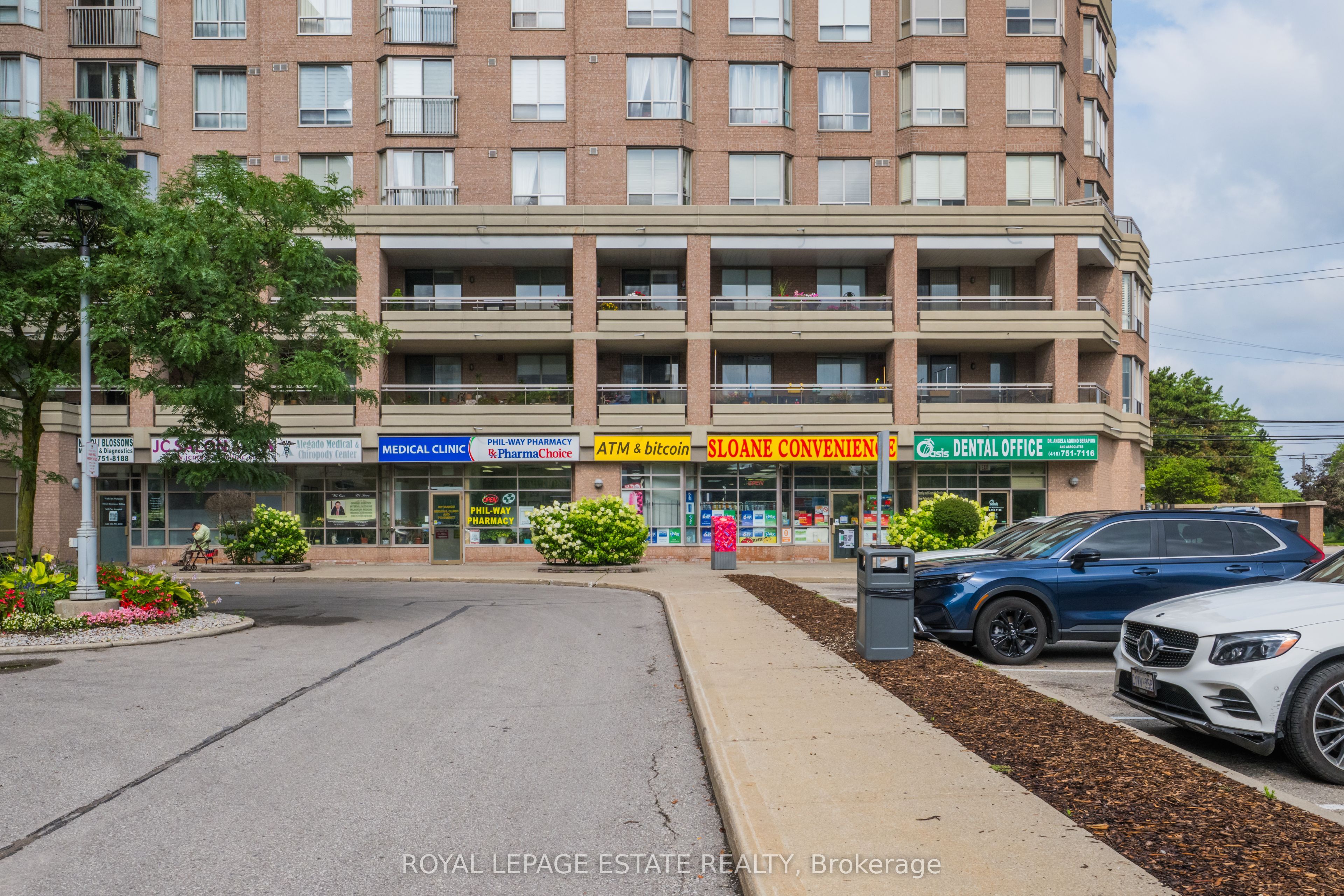 1720 Eglinton Avenue E 623 Property Photo 23