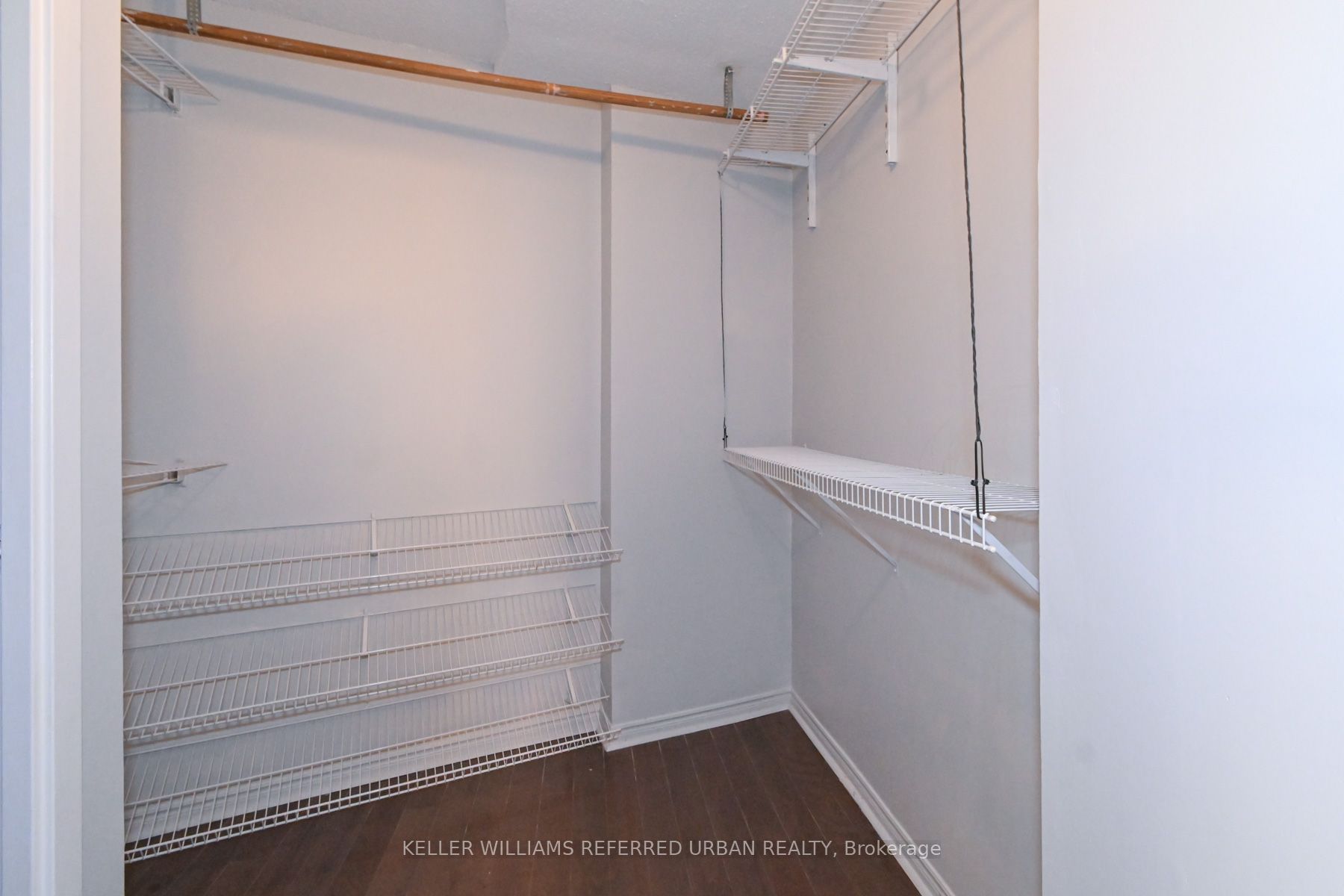 25 The Esplanade 1604 Property Photo 7