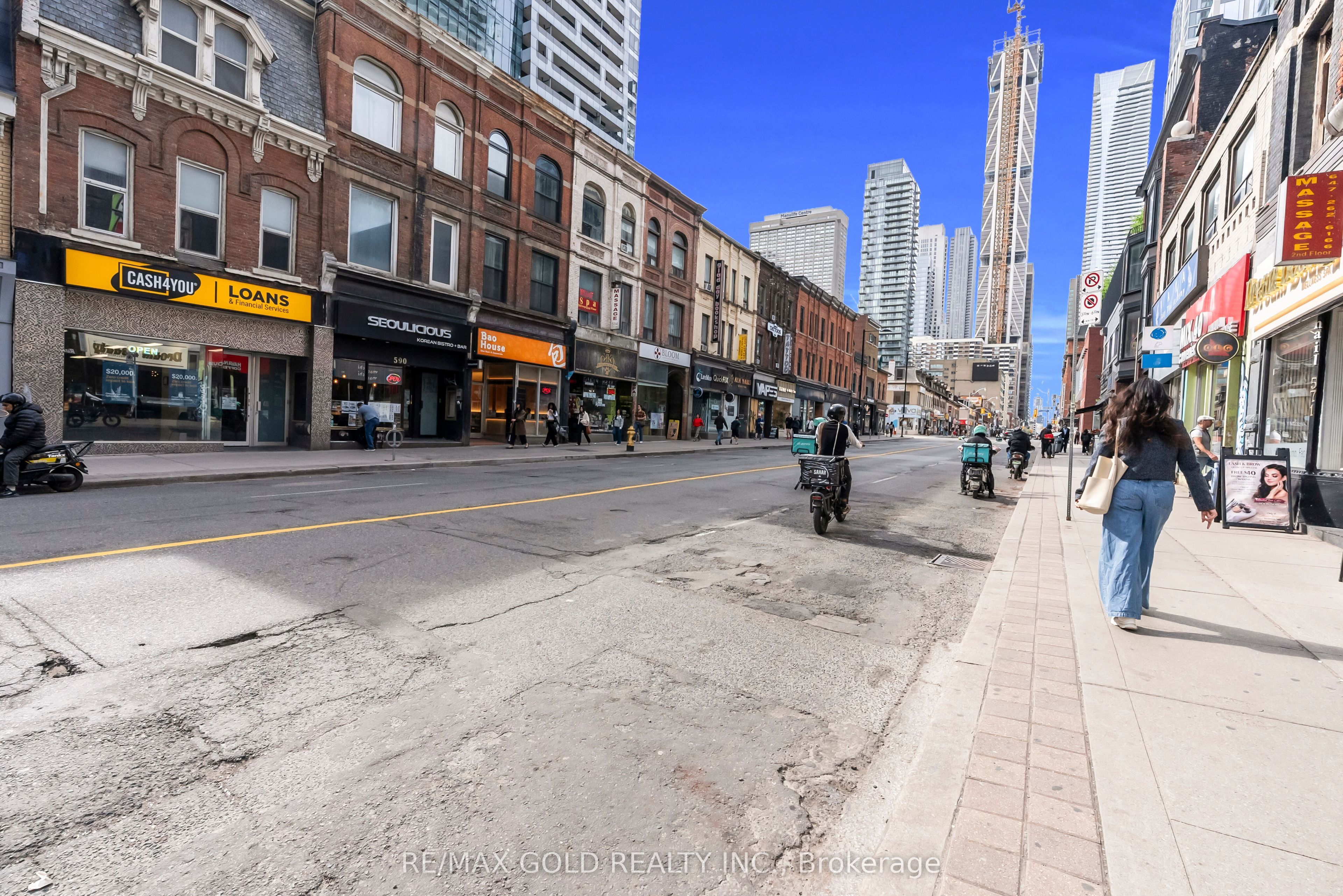 567 Yonge Street Property Photo 5