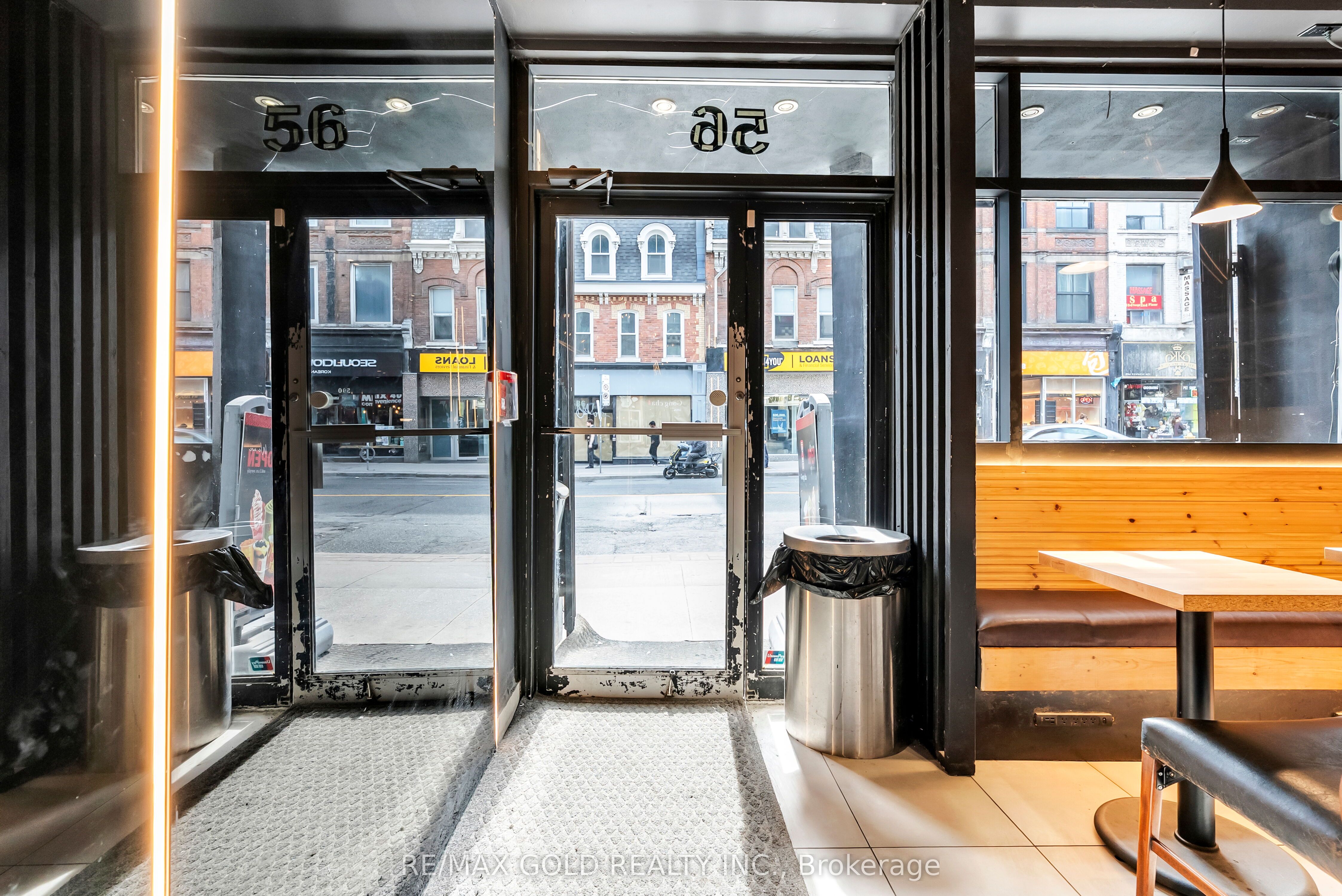 567 Yonge Street Property Photo 8