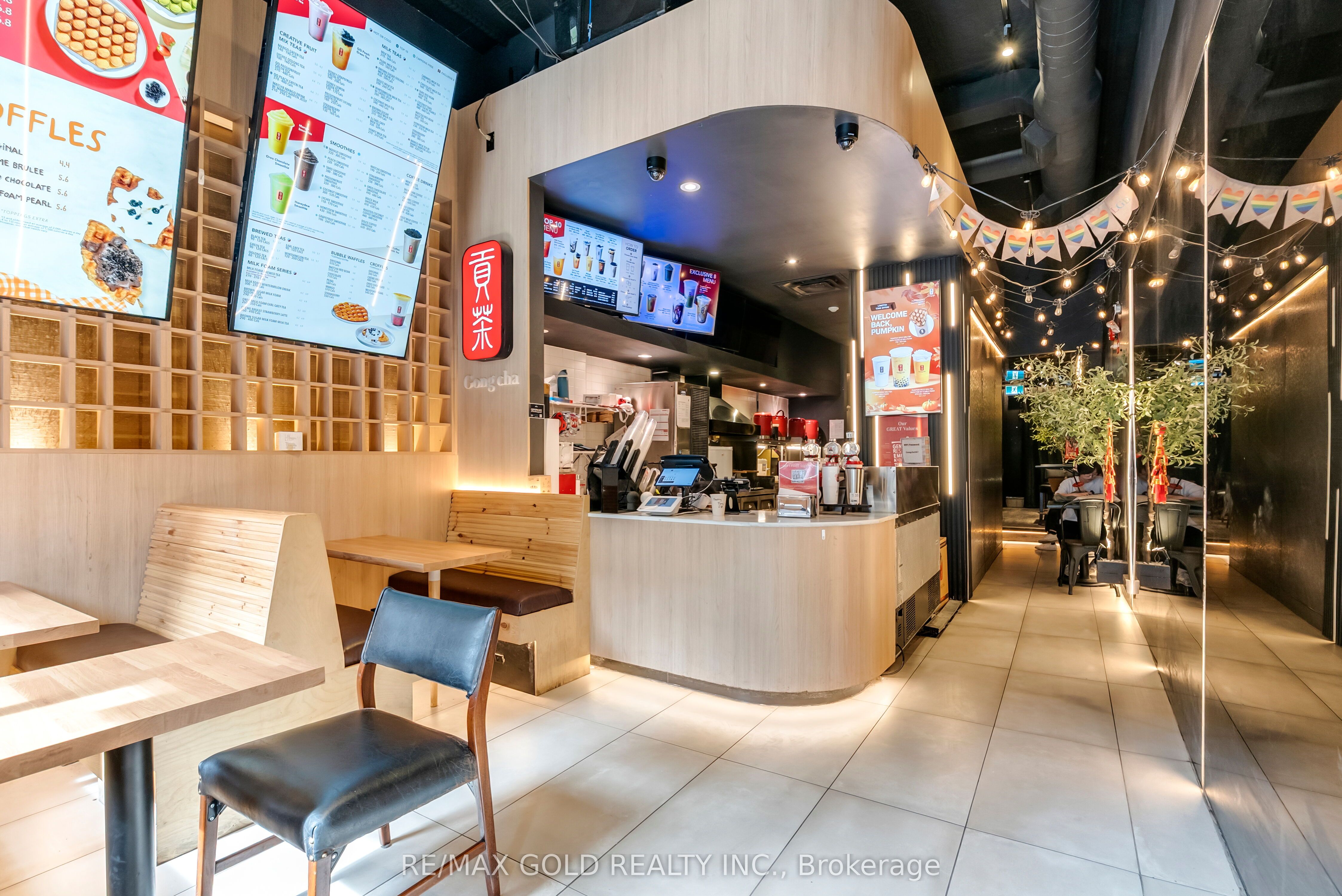 567 Yonge Street Property Photo 20
