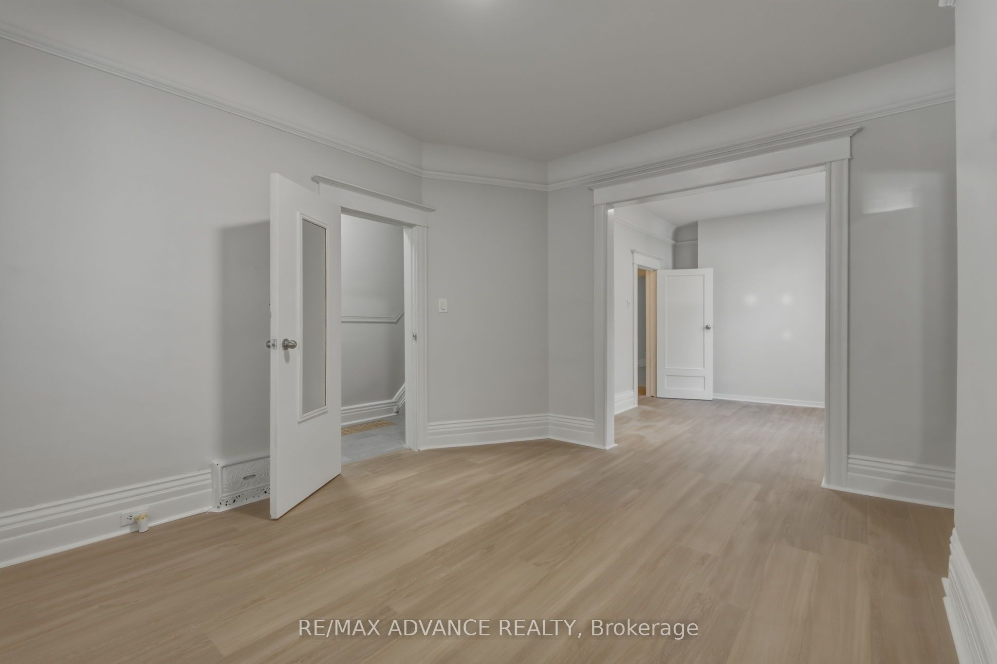 82a Augusta Avenue Property Photo 10