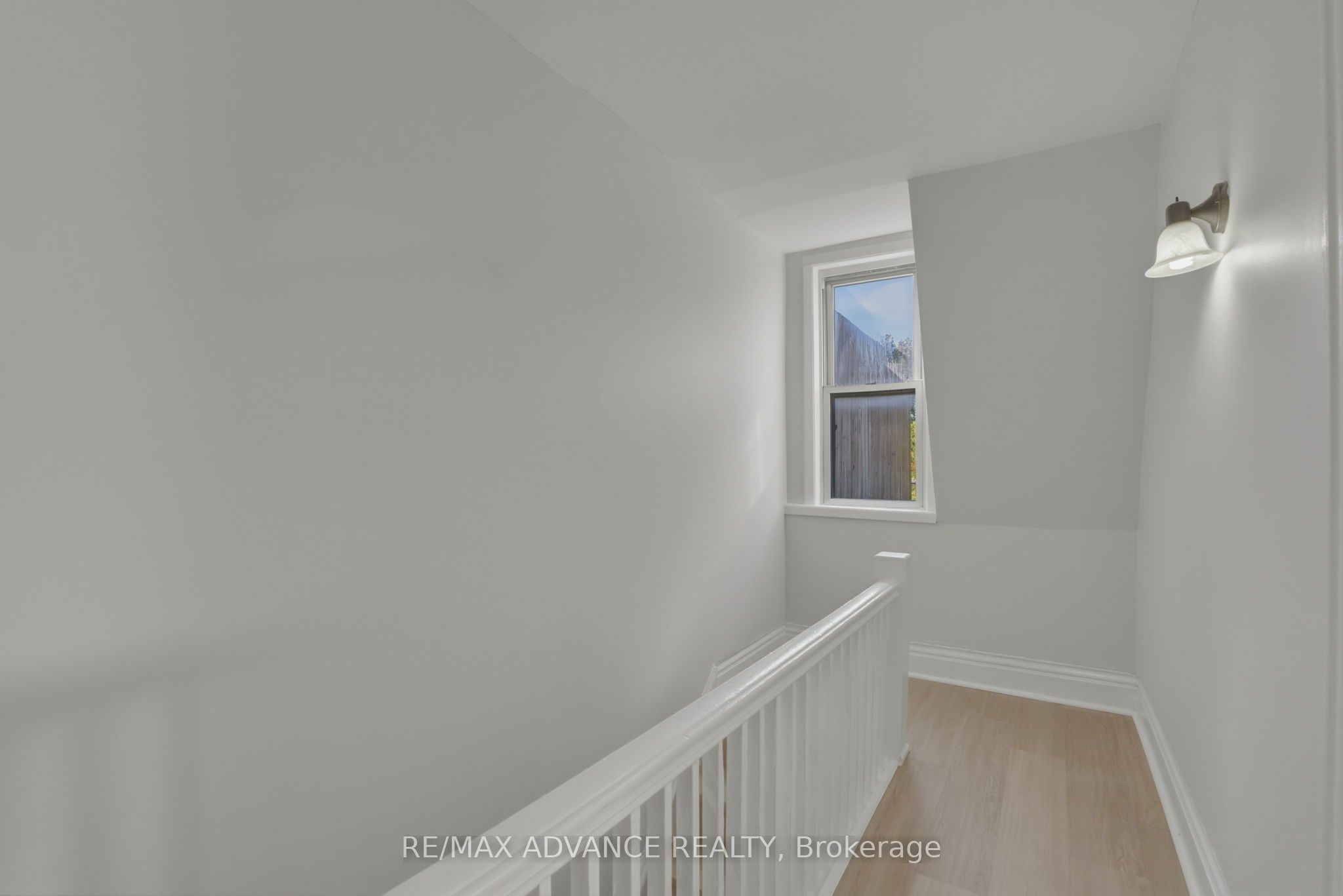 82a Augusta Avenue Property Photo 36