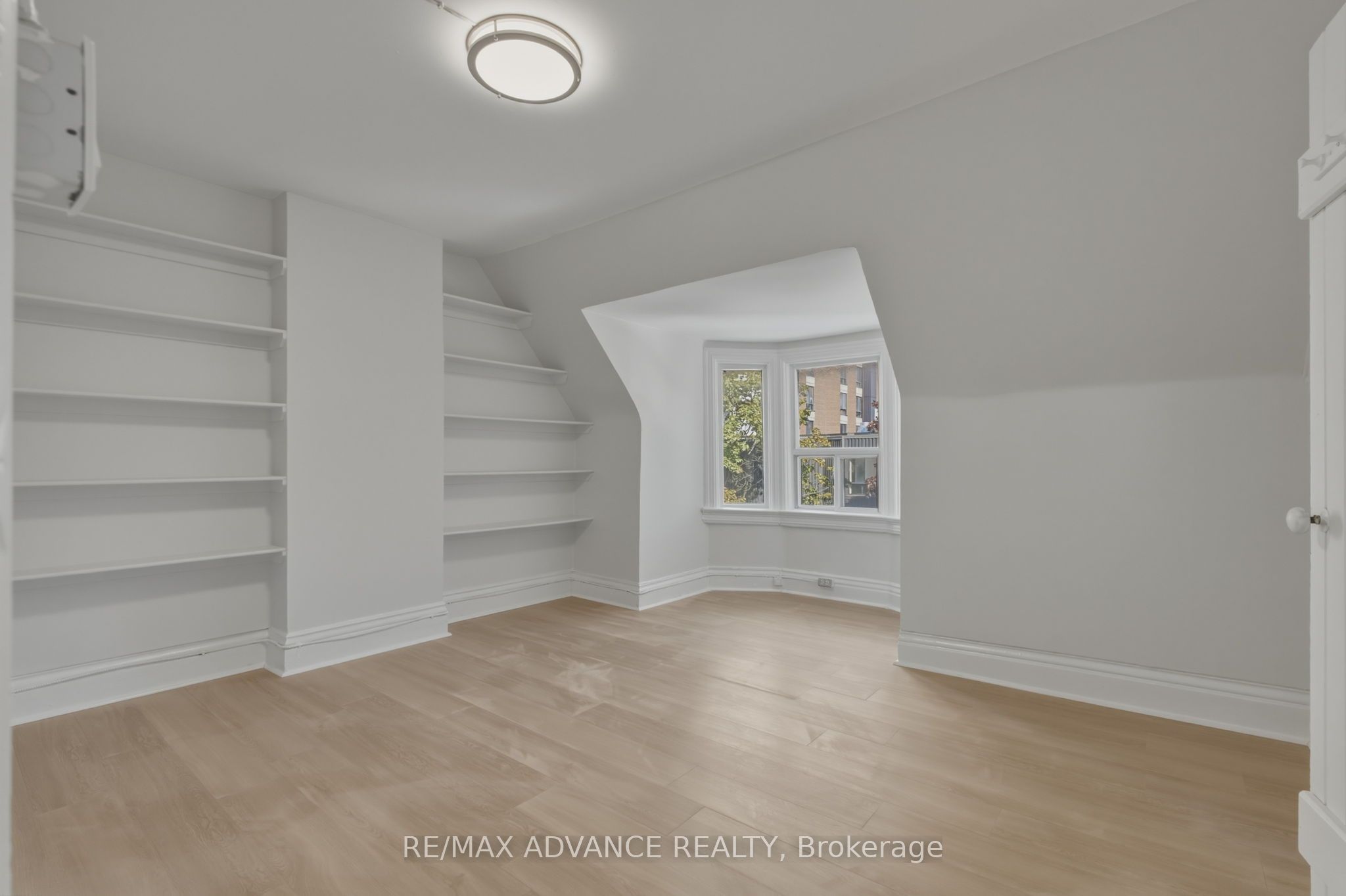 82a Augusta Avenue Property Photo 40