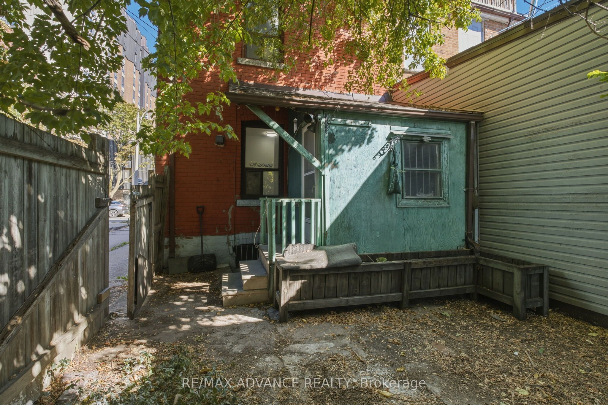 82a Augusta Avenue Property Photo 42