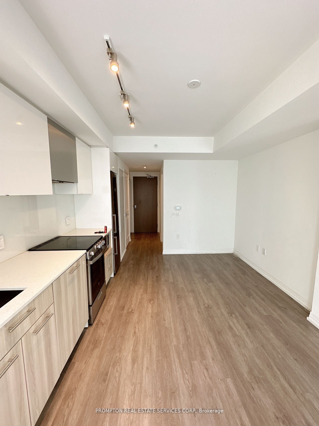 251 Jarvis Street 4404 Property Photo 2