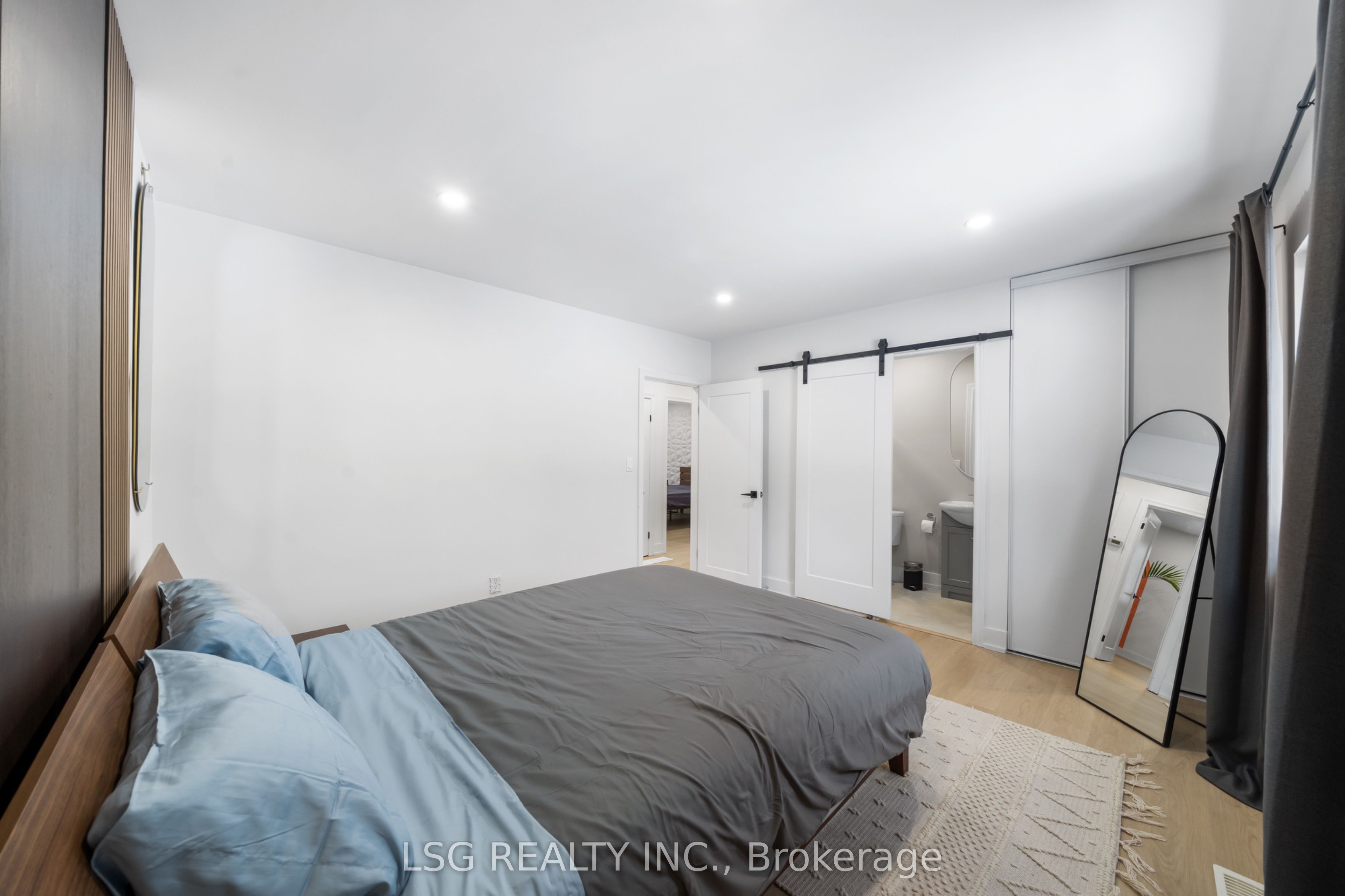 26 Grangemill Crescent Property Photo 17