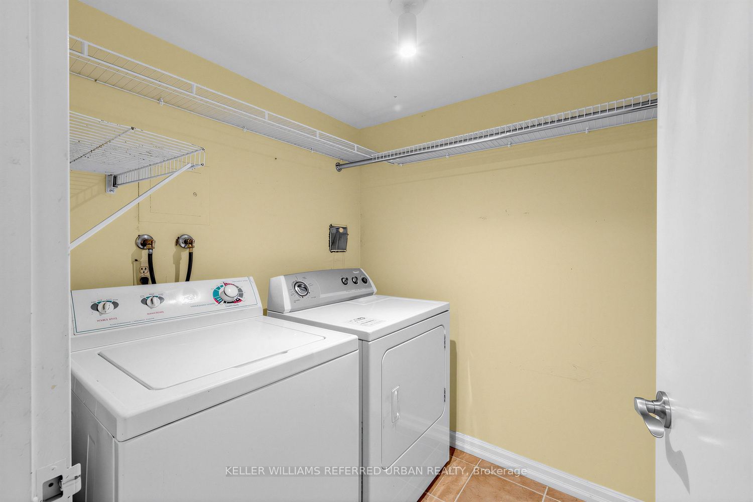 215 Wynford Drive 2307 Property Photo 18