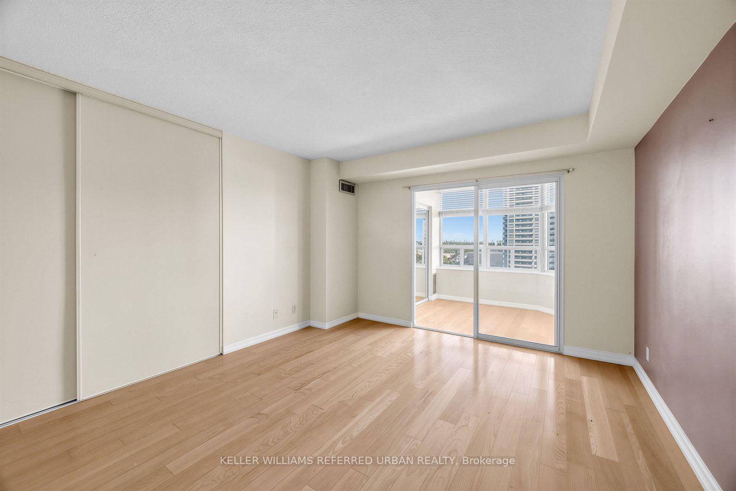 215 Wynford Drive 2307 Property Photo 22