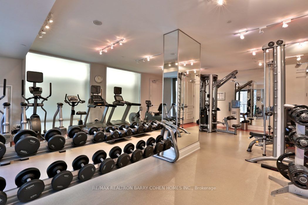 80 Yorkville Avenue 1602 Property Photo 28