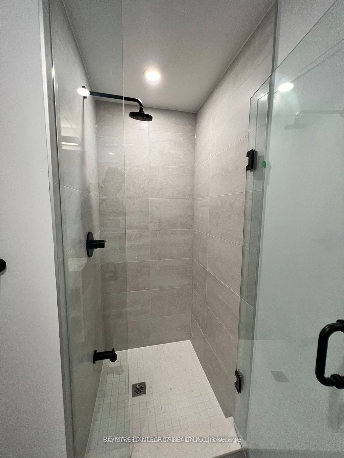 108 Peter Street 2708 Property Photo 8