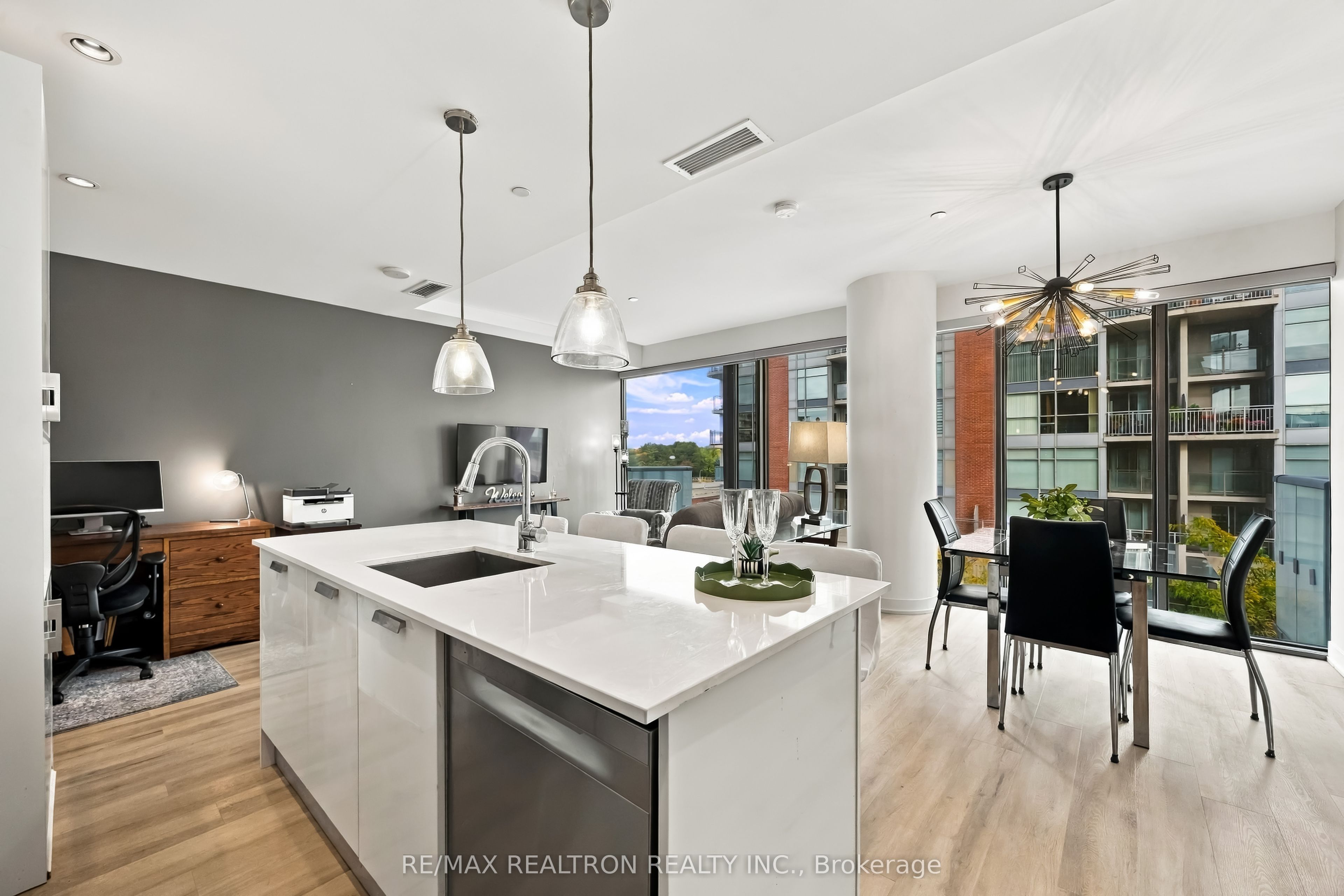 1815 Yonge Street 507 Property Photo 7