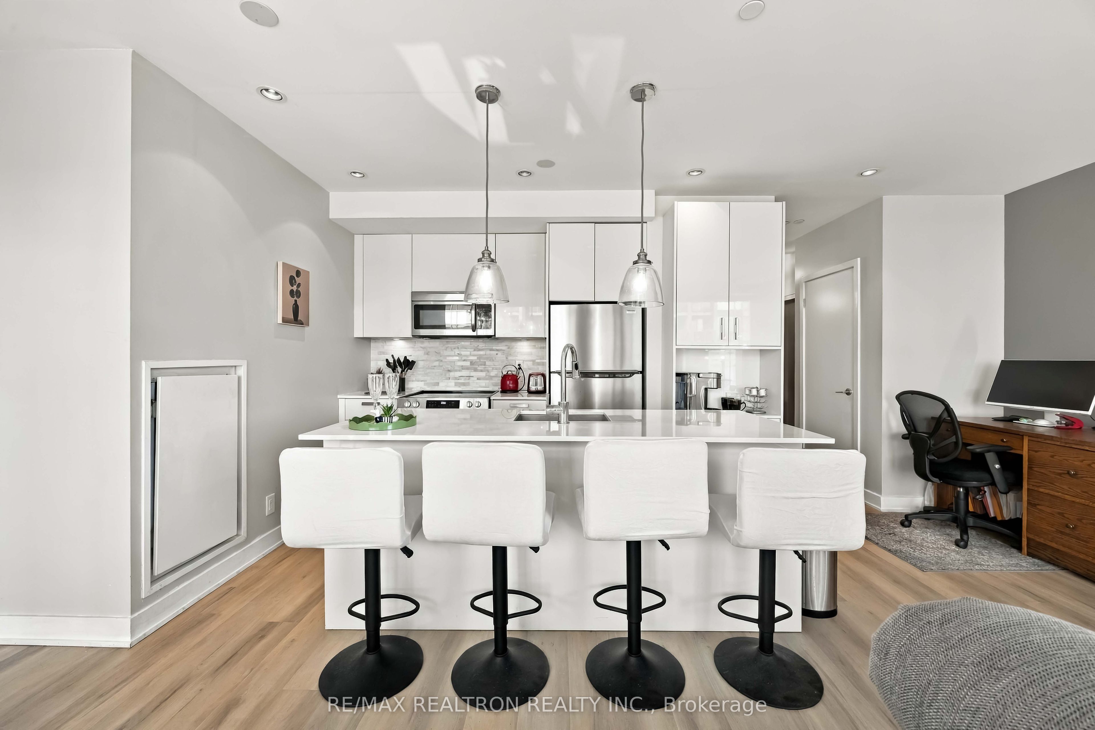 1815 Yonge Street 507 Property Photo 8