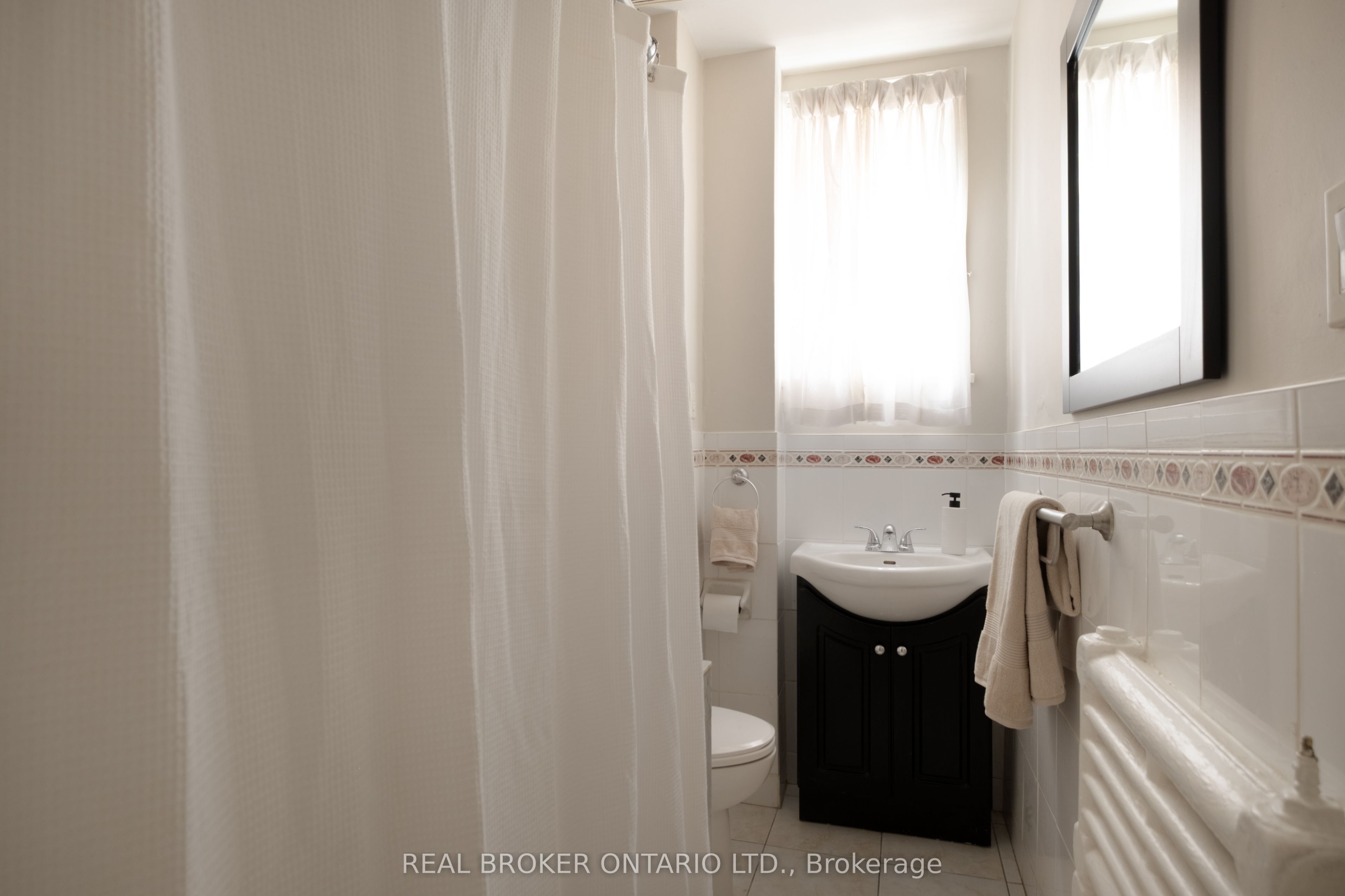 33 Atlas Avenue Property Photo 16