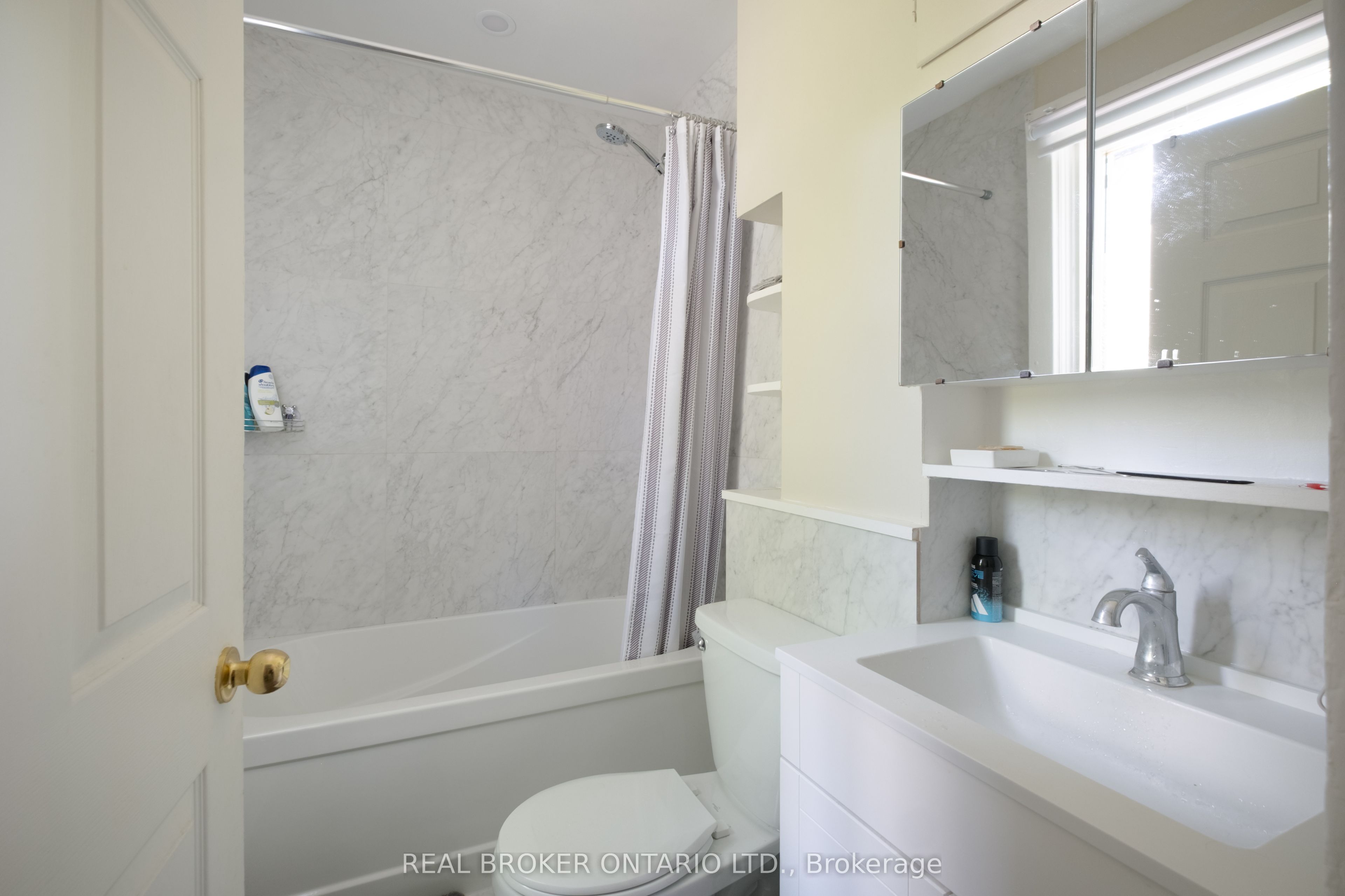 33 Atlas Avenue Property Photo 19