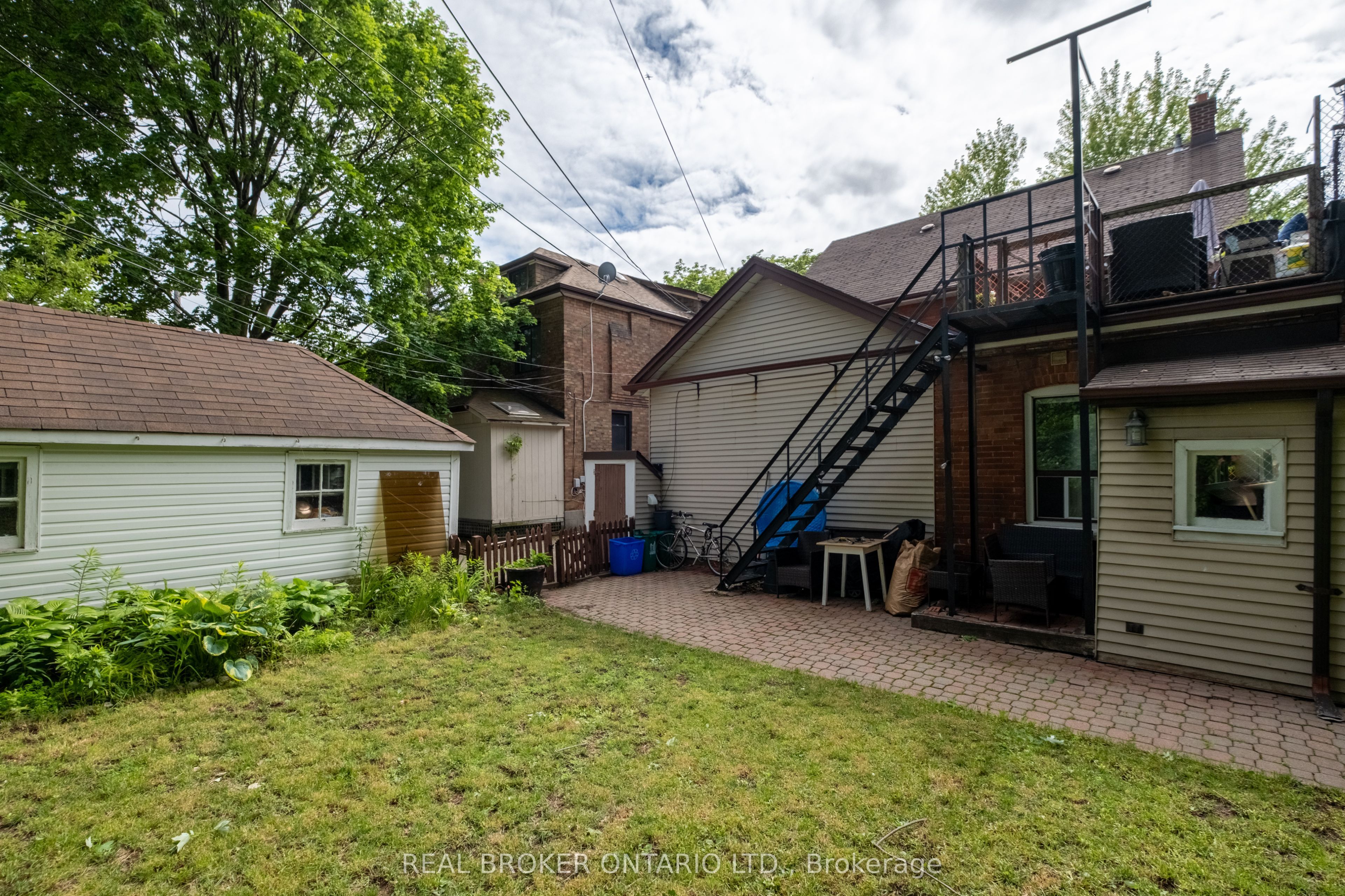 33 Atlas Avenue Property Photo 26