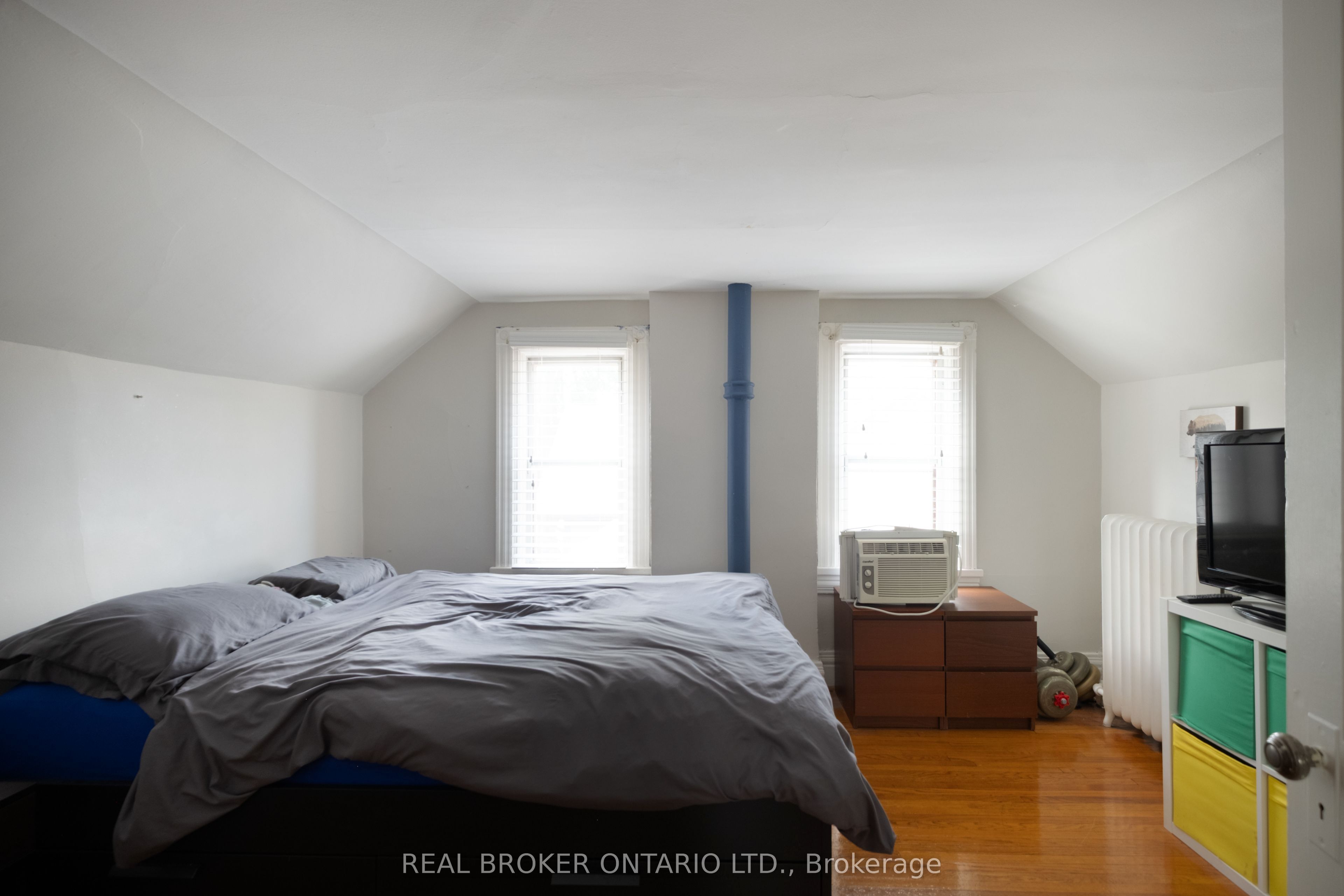 33 Atlas Avenue Property Photo 38