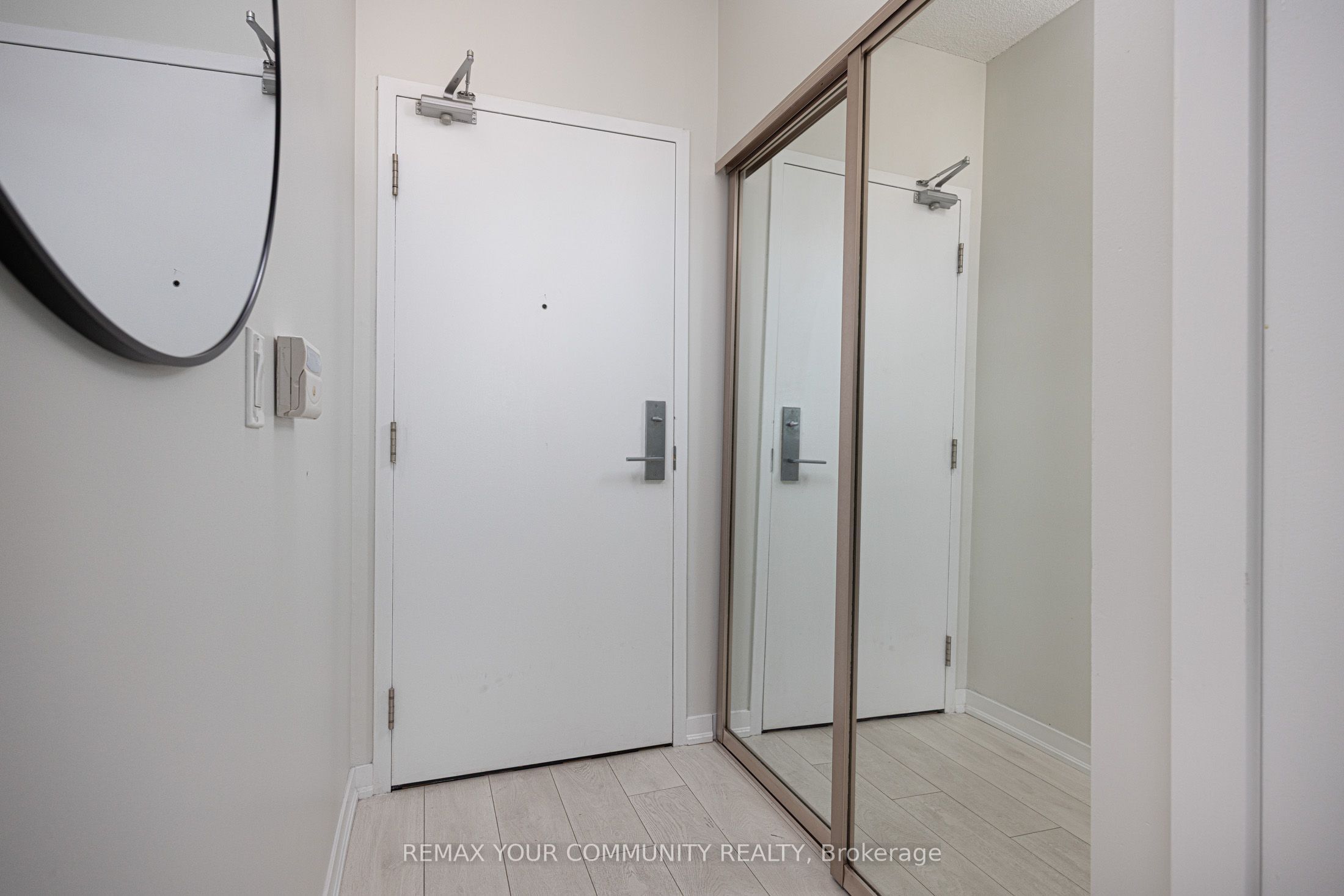 55 East Liberty Street 1109 Property Photo 2