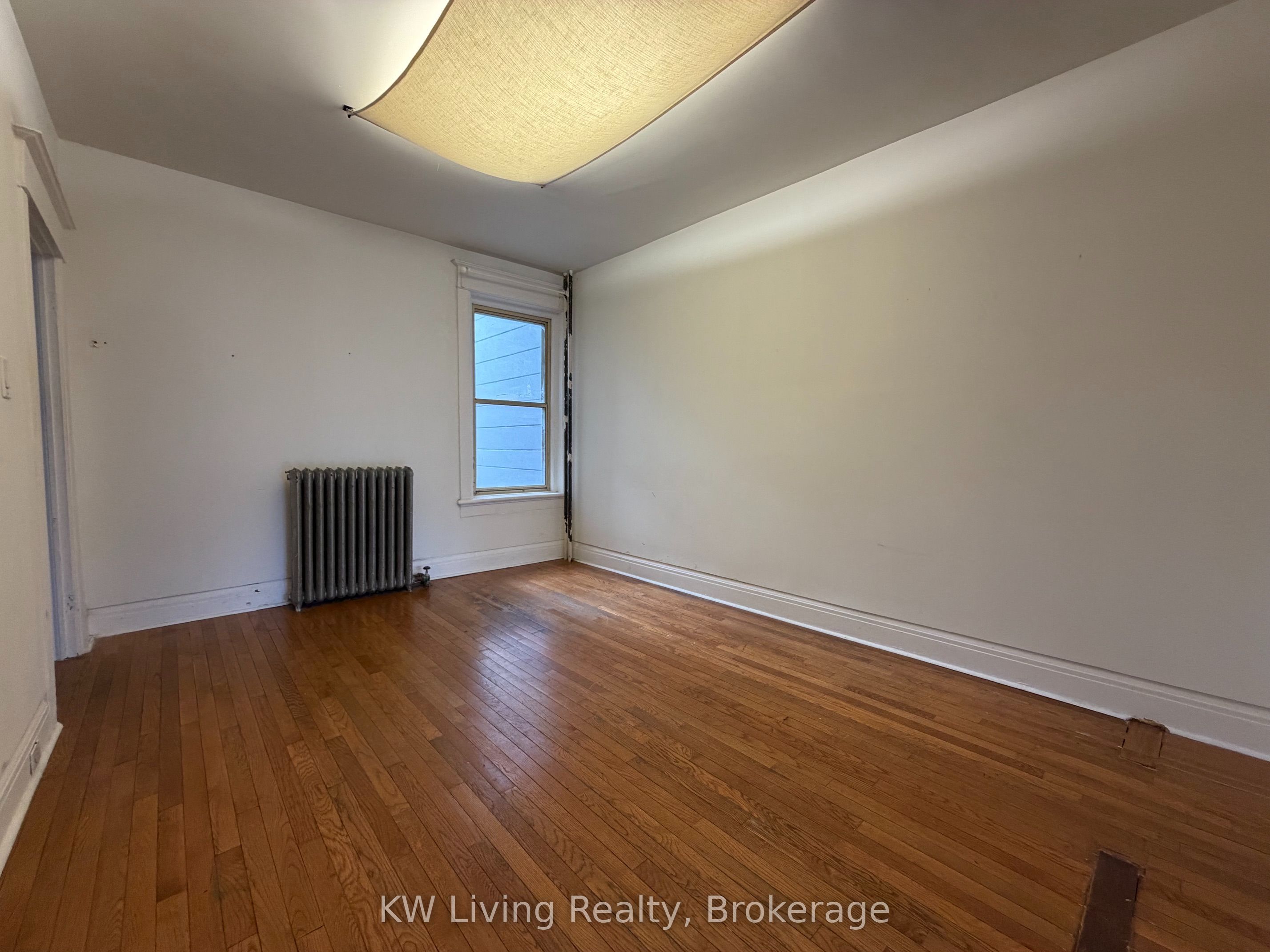 543 College Street 2/f Property Photo 2