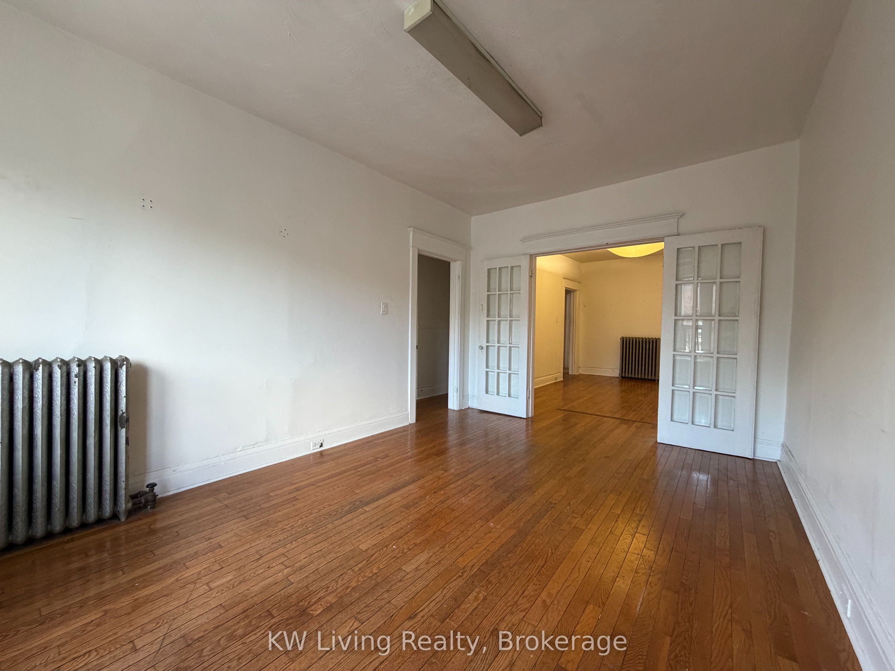 543 College Street 2/f Property Photo 3