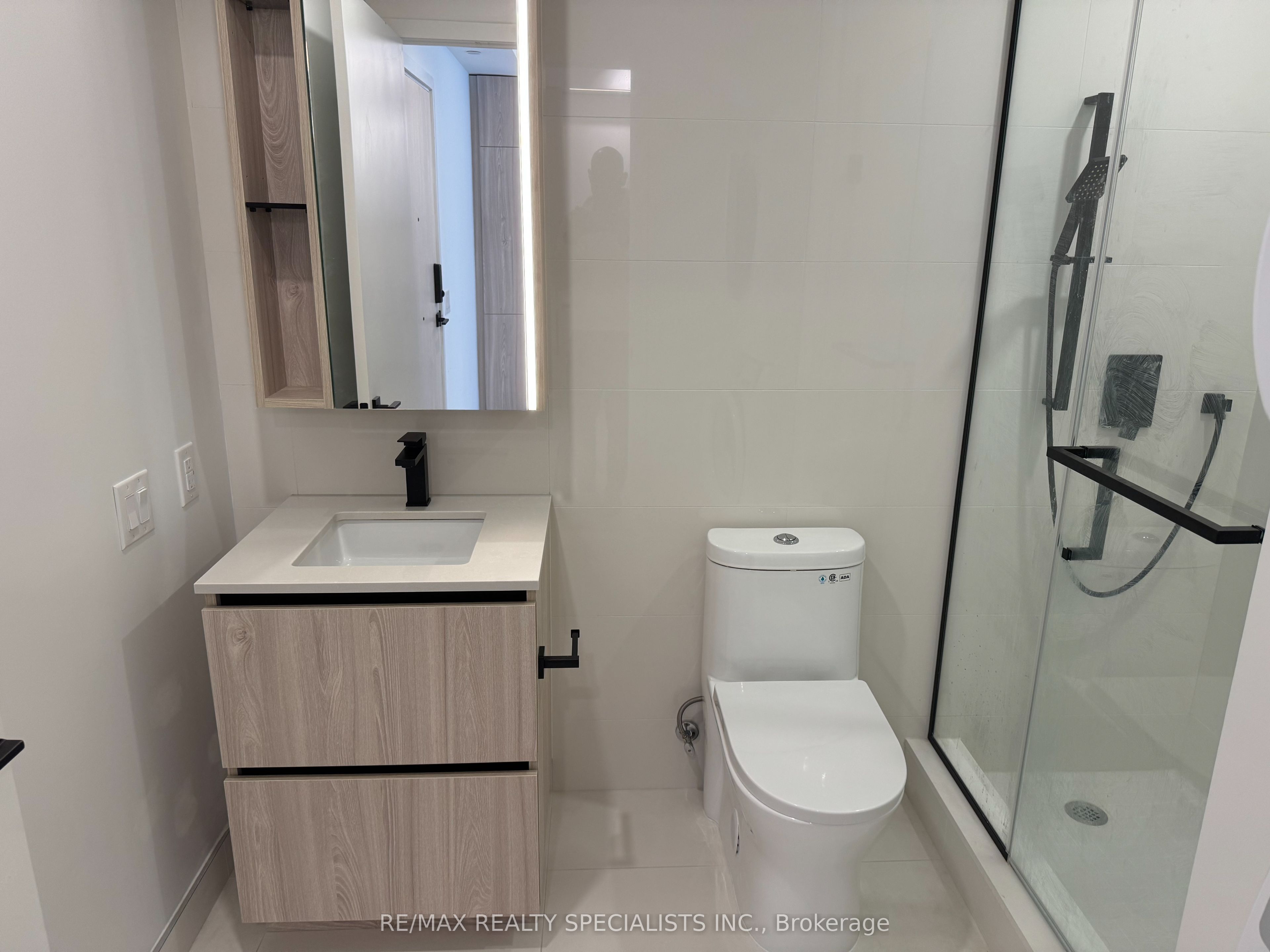 699 Sheppard Avenue E 311 Property Photo 7
