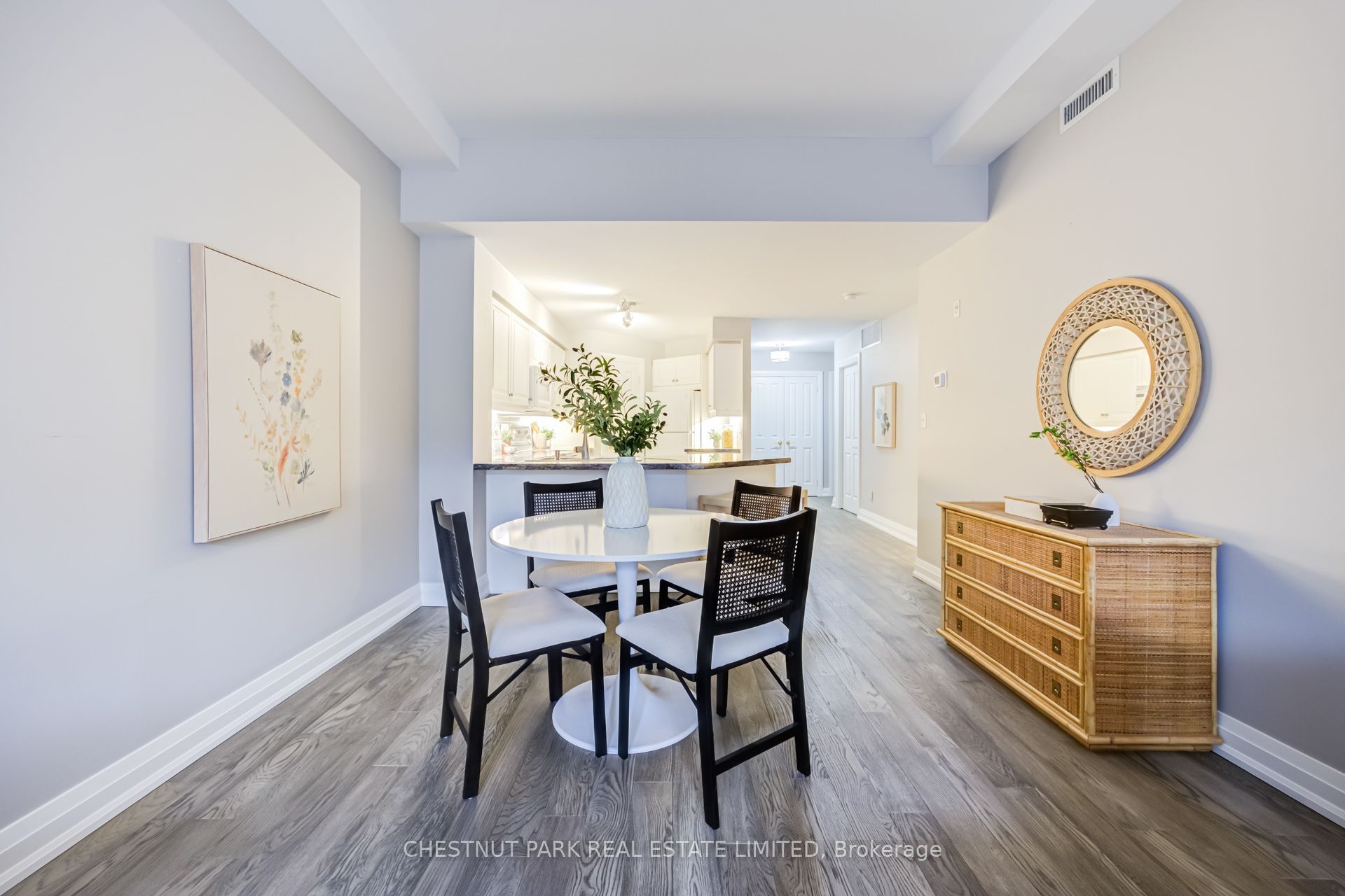 21 Shaftesbury Avenue 103 Property Photo 10
