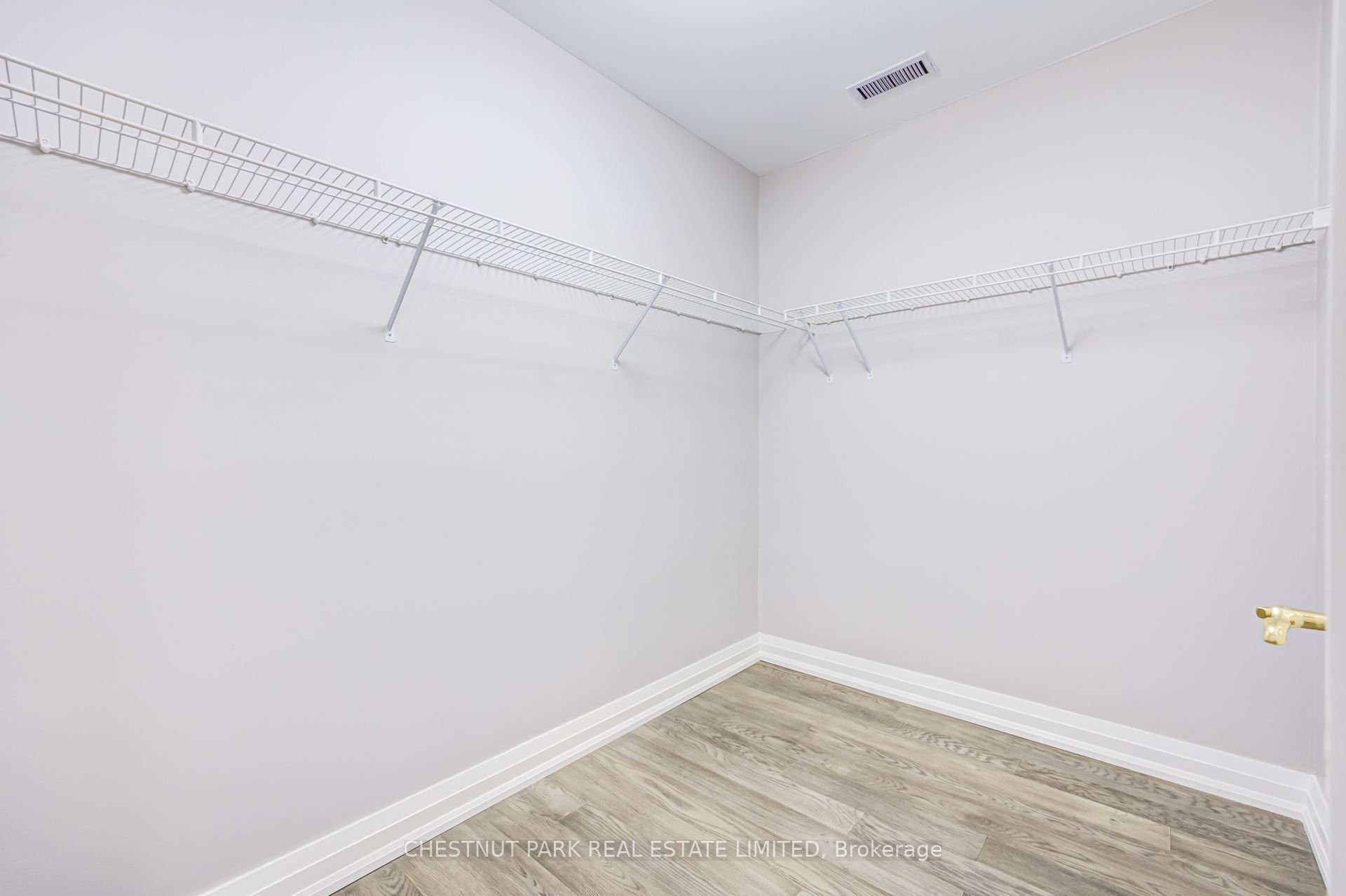 21 Shaftesbury Avenue 103 Property Photo 19