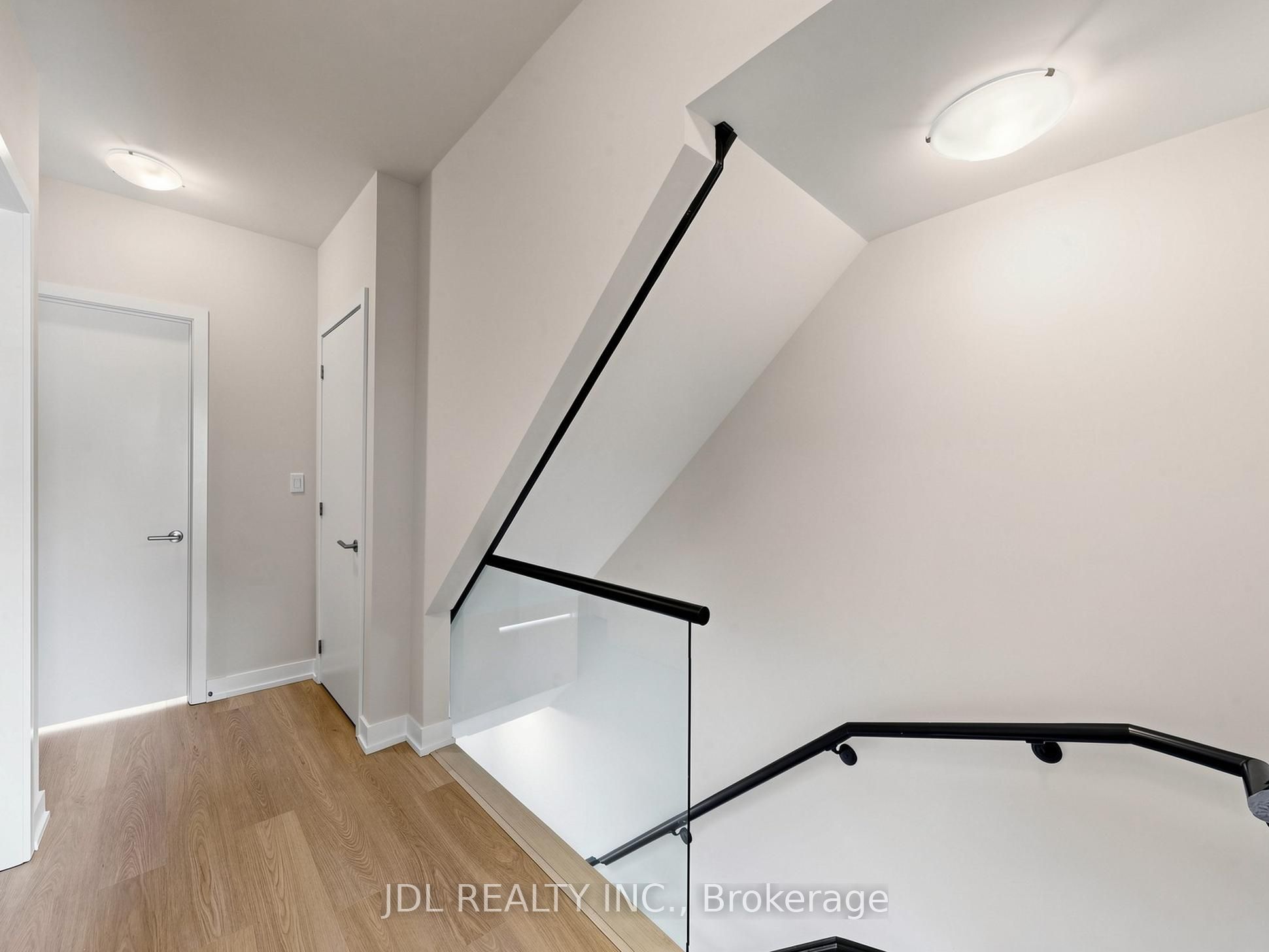 28 Sonic Way Property Photo 19