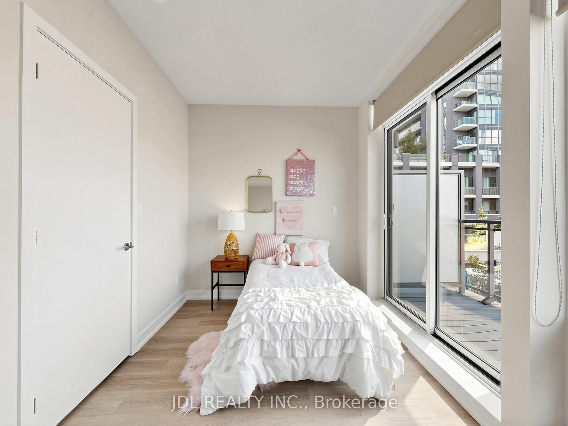 28 Sonic Way Property Photo 21