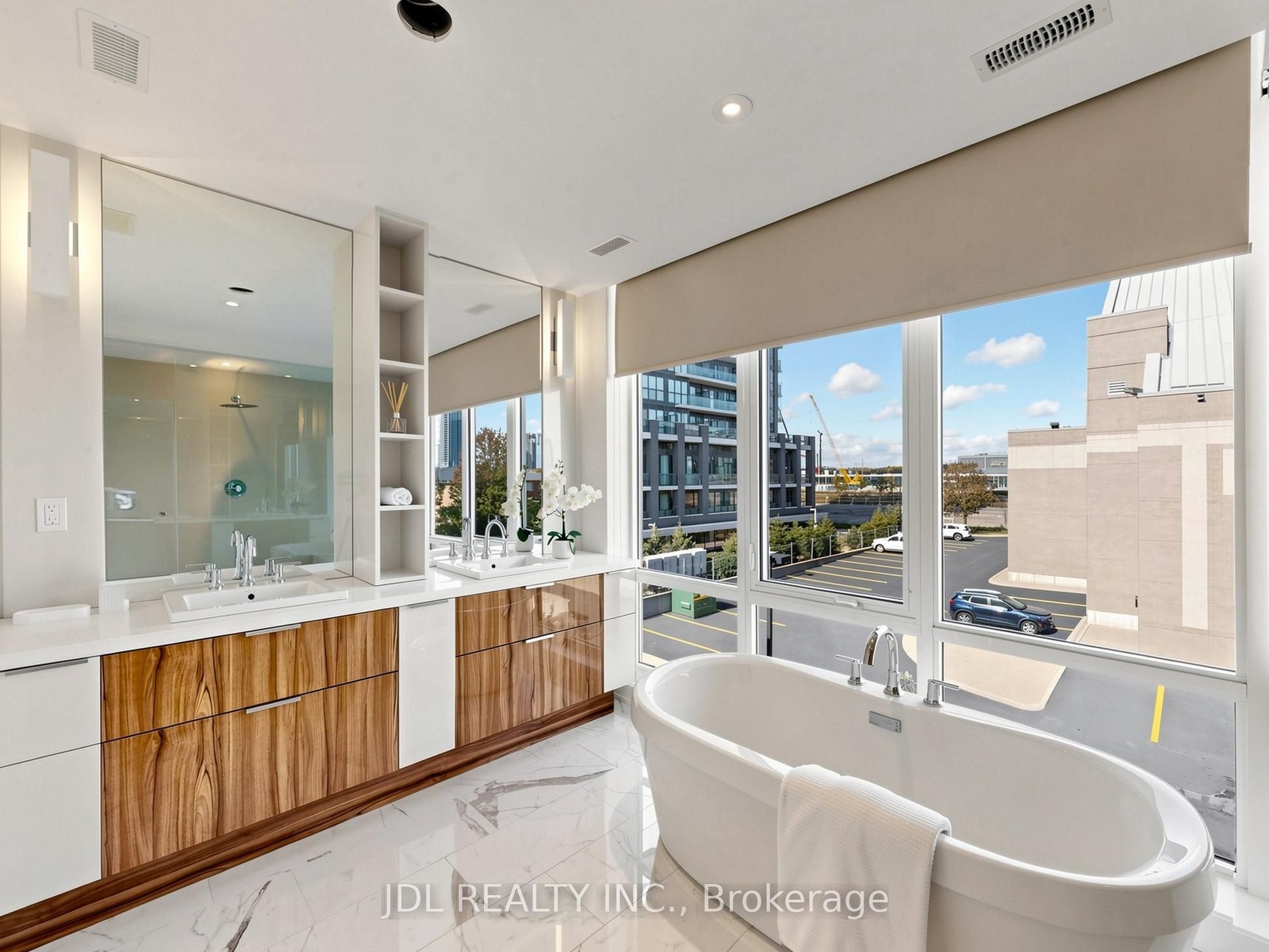28 Sonic Way Property Photo 30