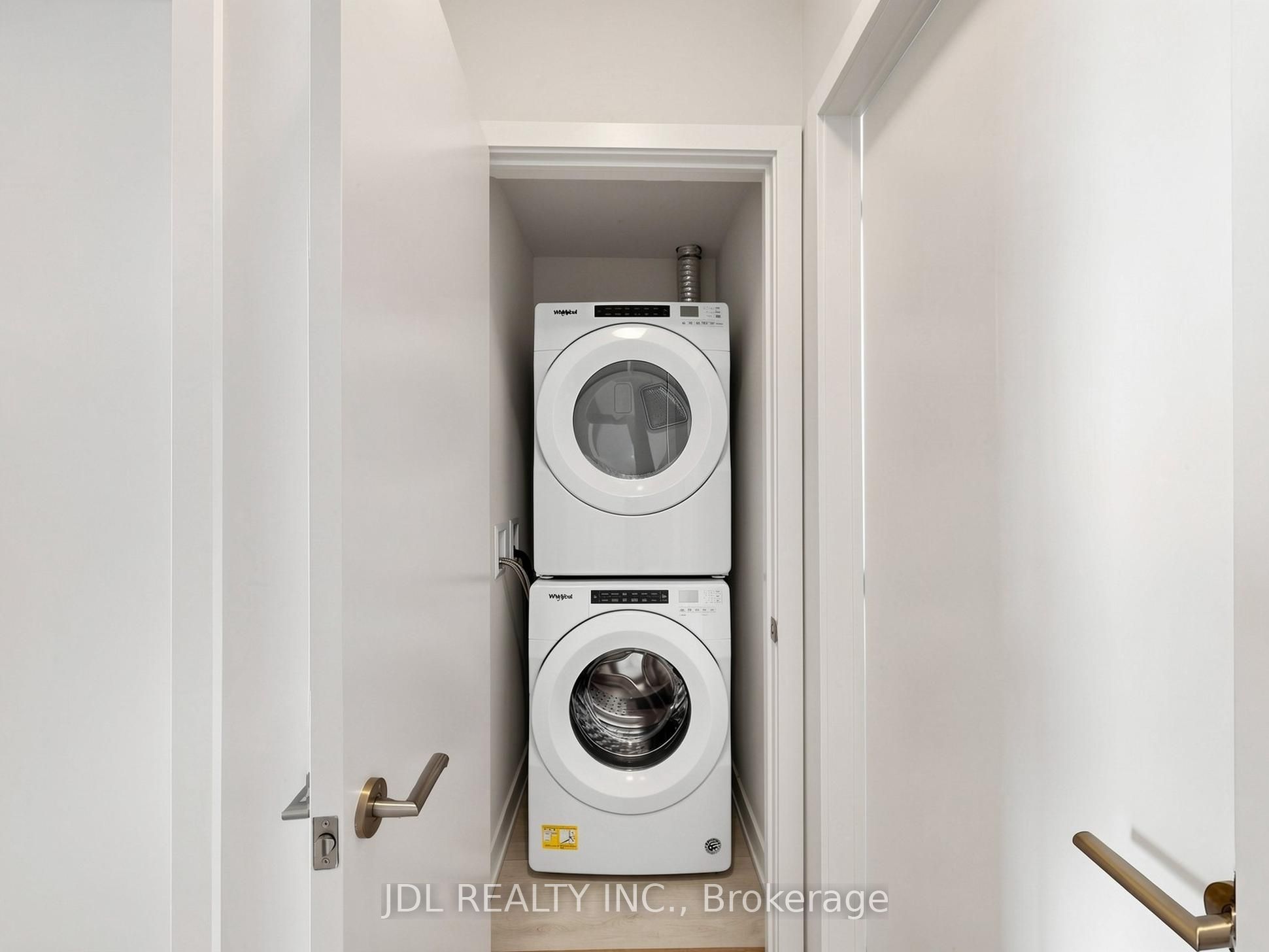 28 Sonic Way Property Photo 34