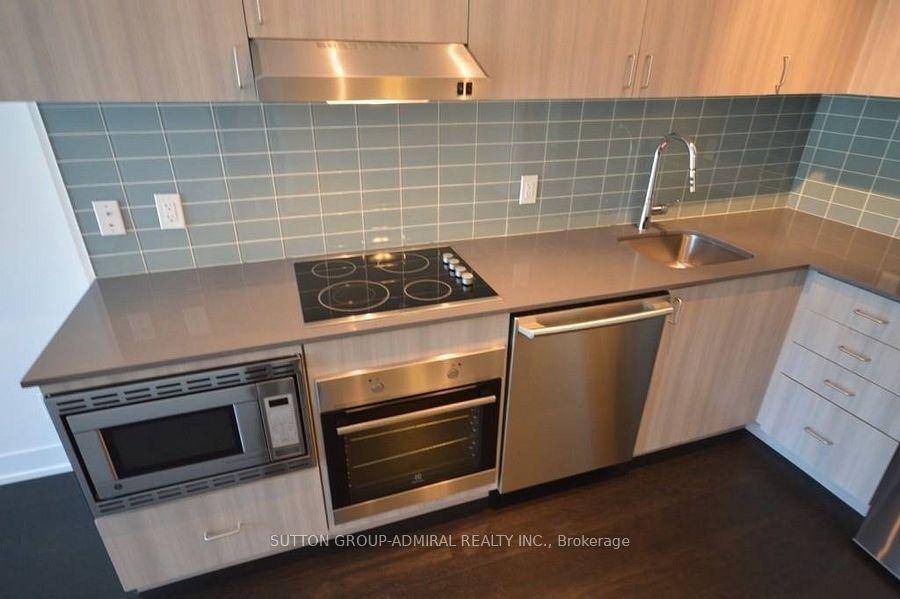 7 Kenaston Gardens 124 Property Photo 16