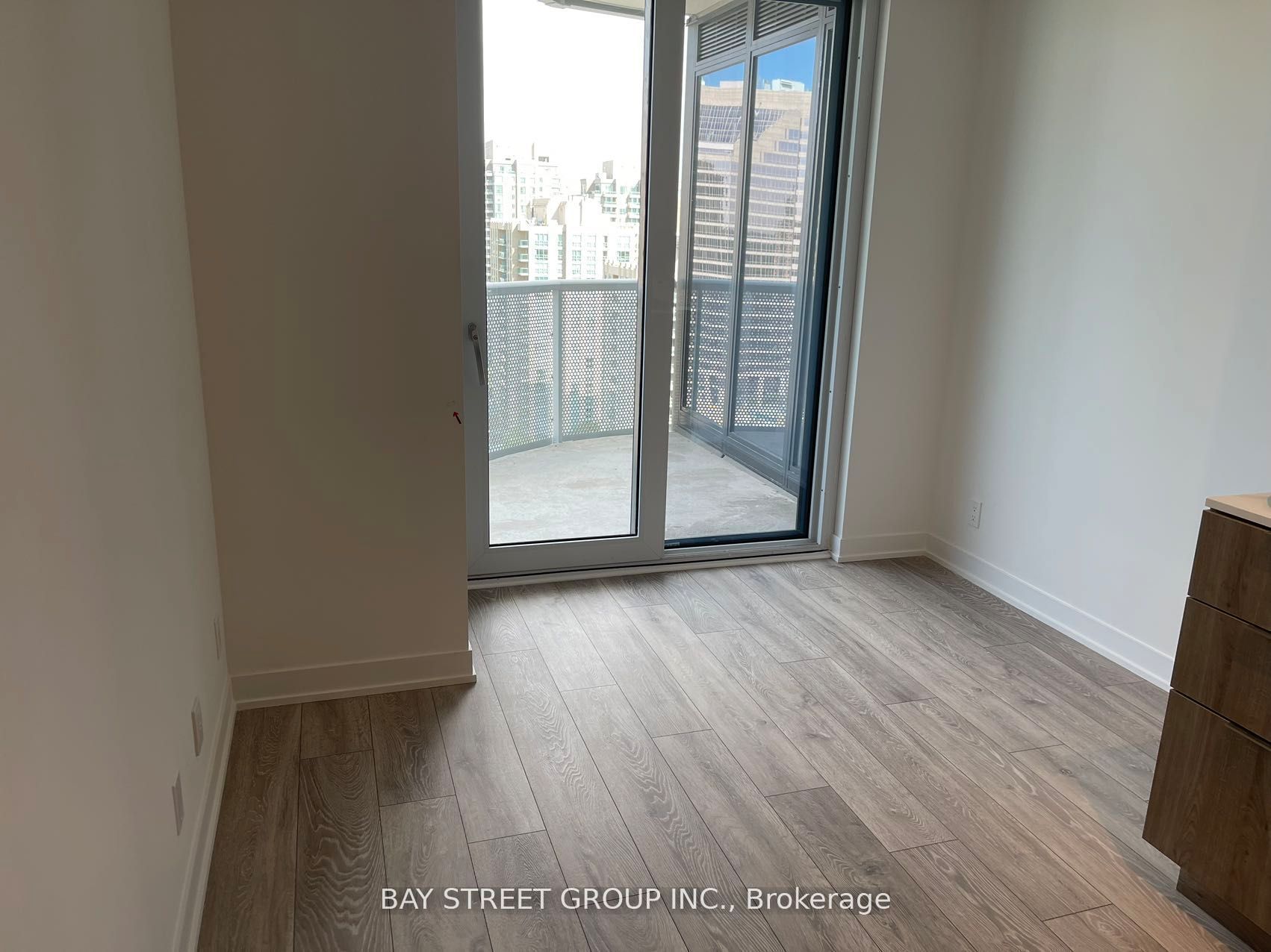 15 Holmes Avenue 1807 Property Photo 9