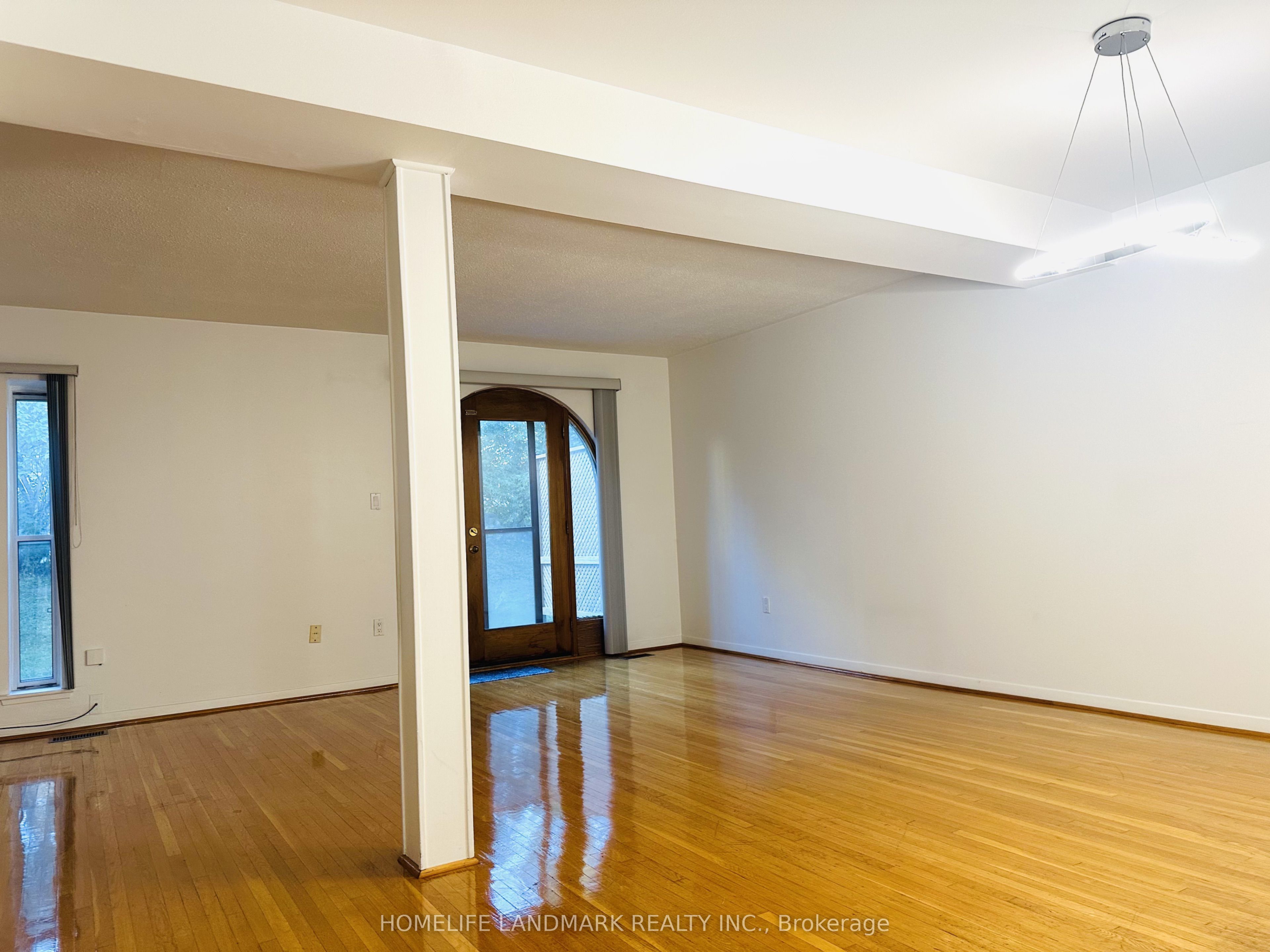 15 Esterbrooke Avenue 136 Property Photo 6