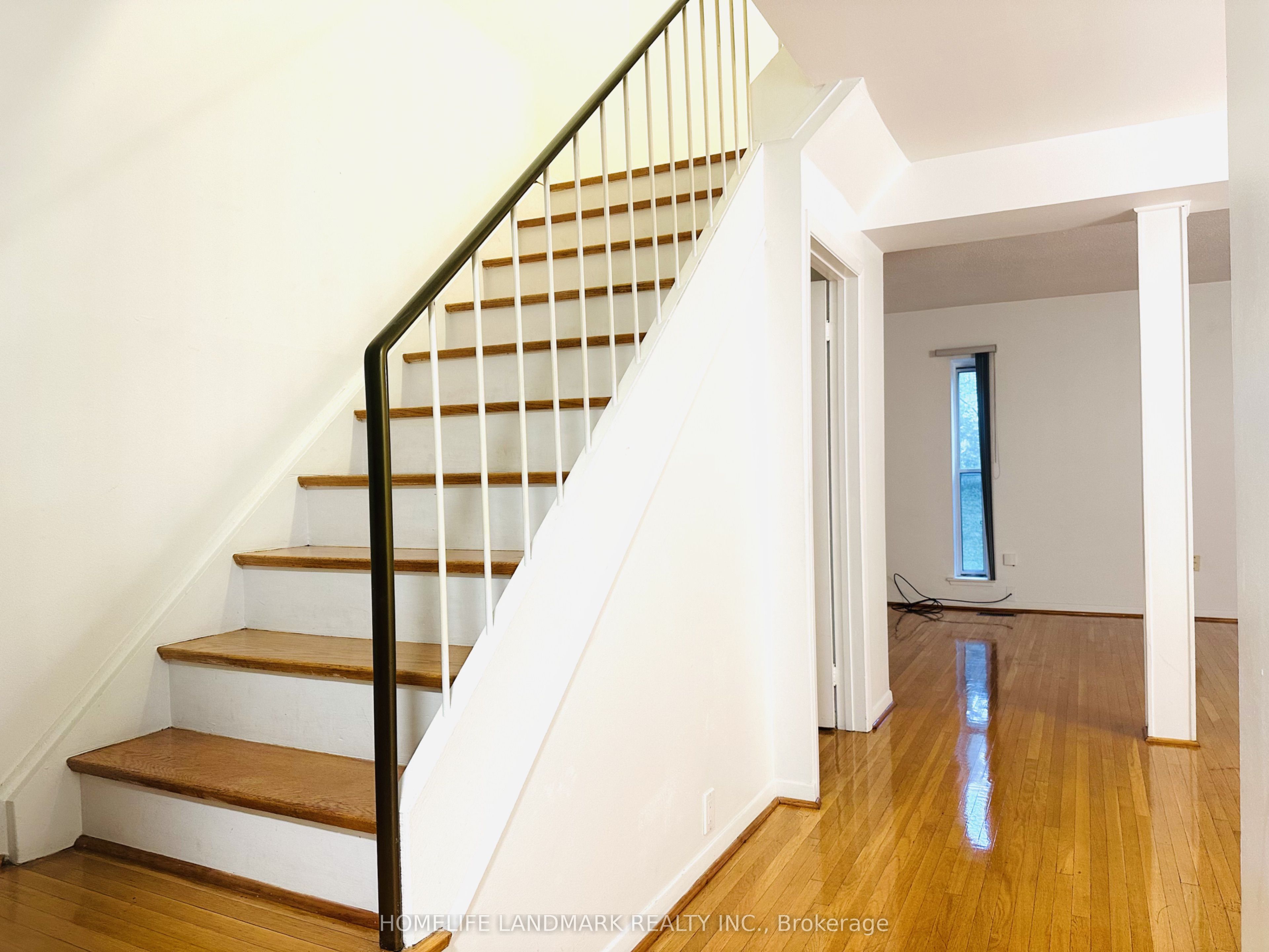 15 Esterbrooke Avenue 136 Property Photo 11
