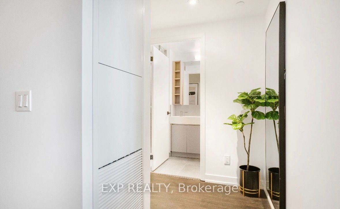 319 Jarvis Street 4908 Property Photo 18