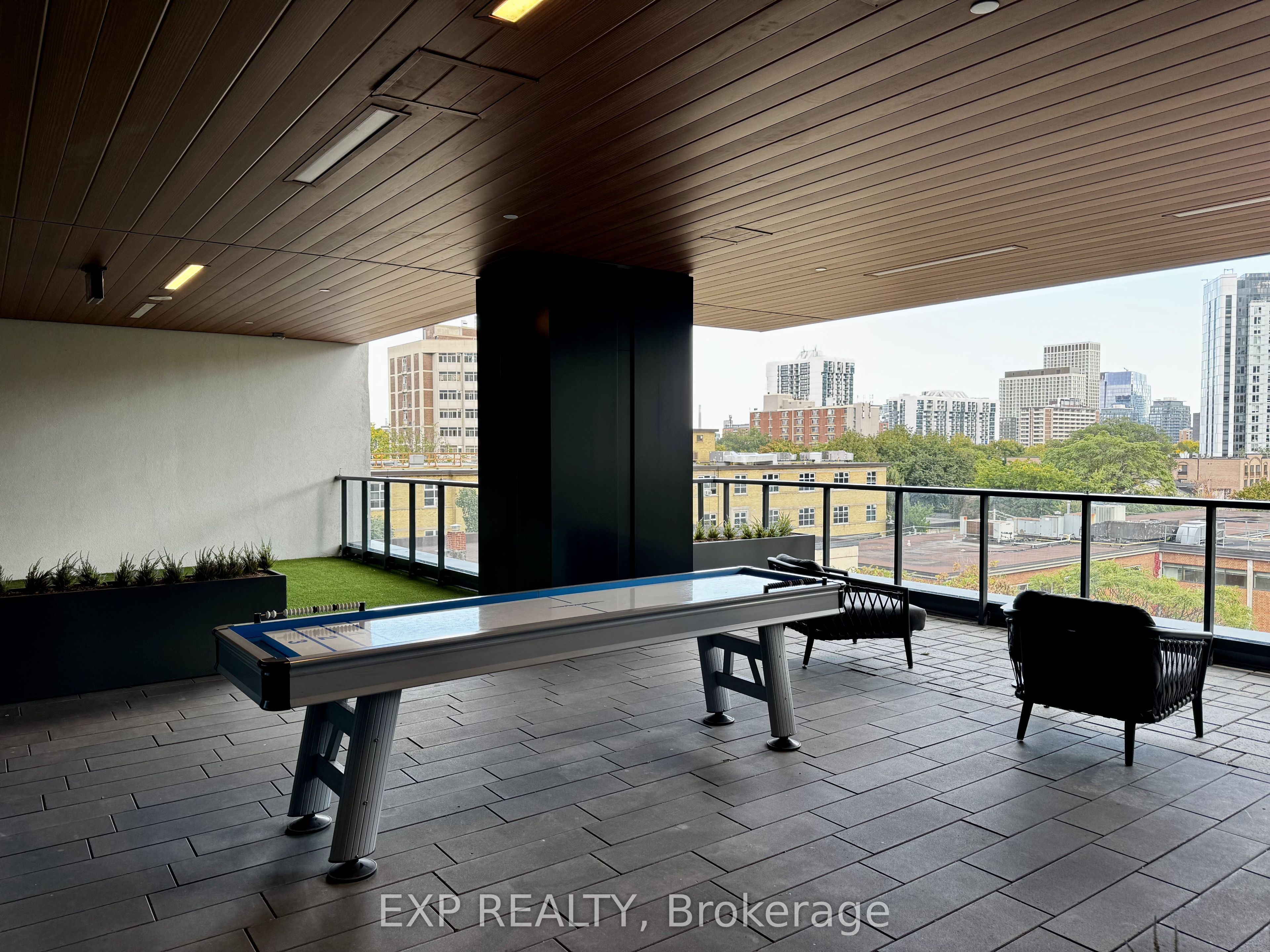 319 Jarvis Street 4908 Property Photo 25