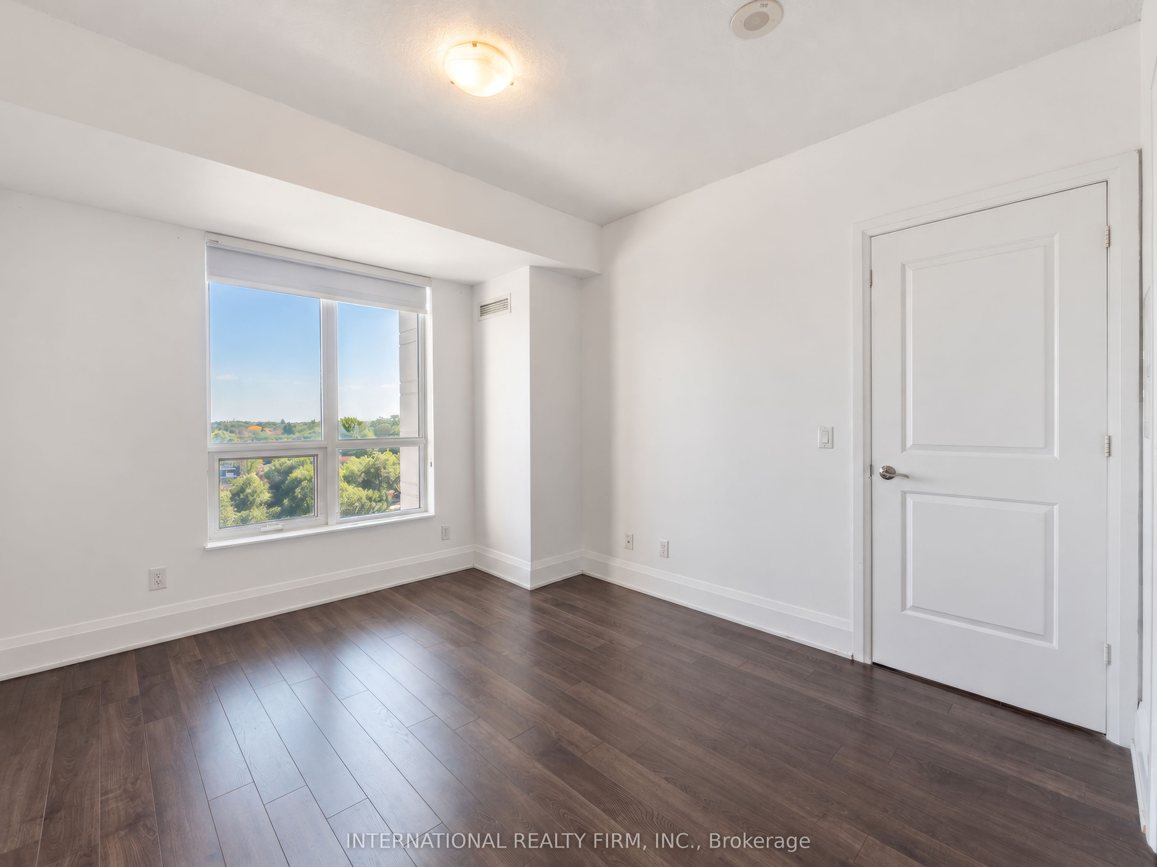 100 Harrison Garden Boulevard 925 Property Photo 13